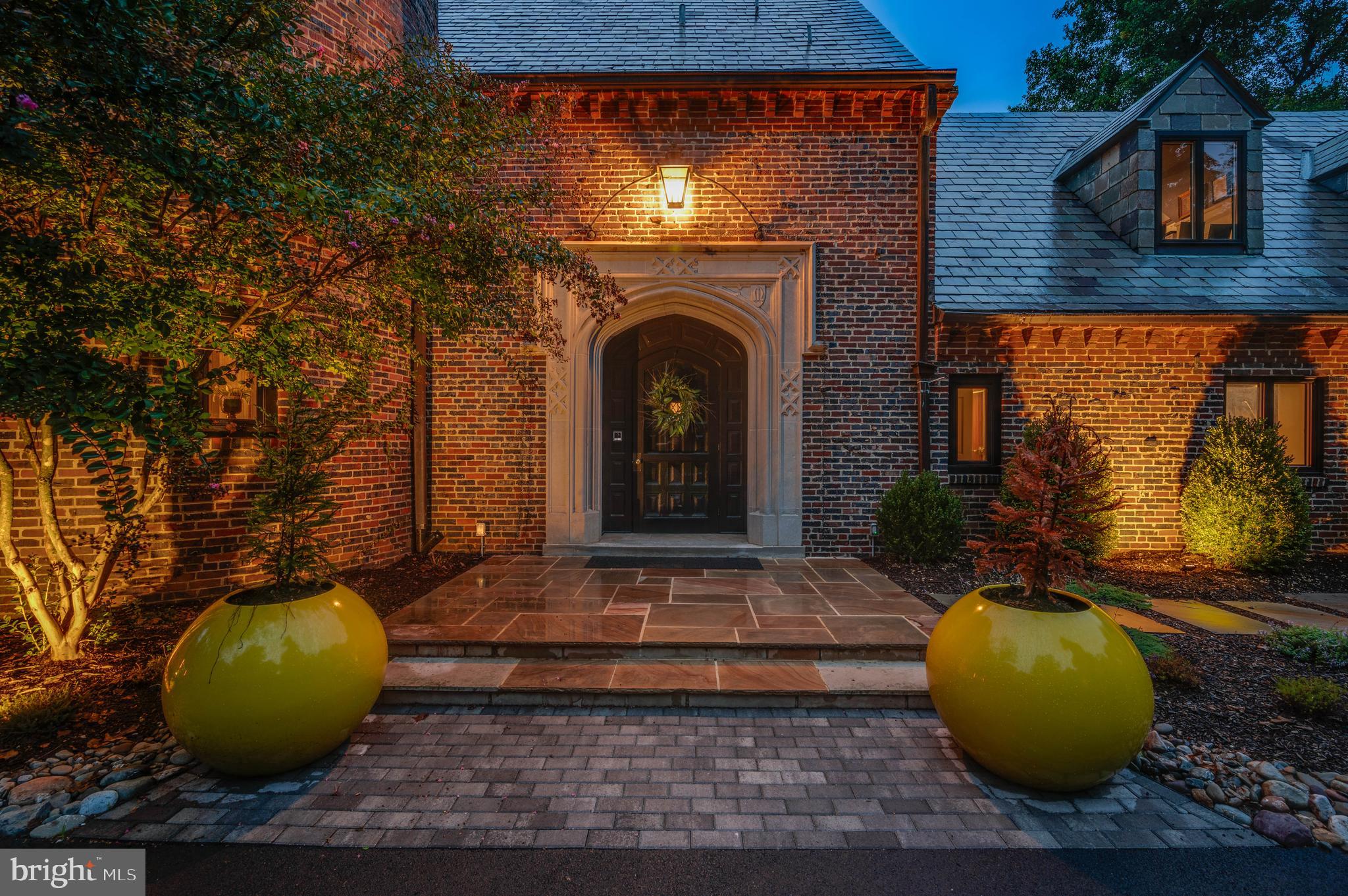 CAVES VALLEY - Residential Lease