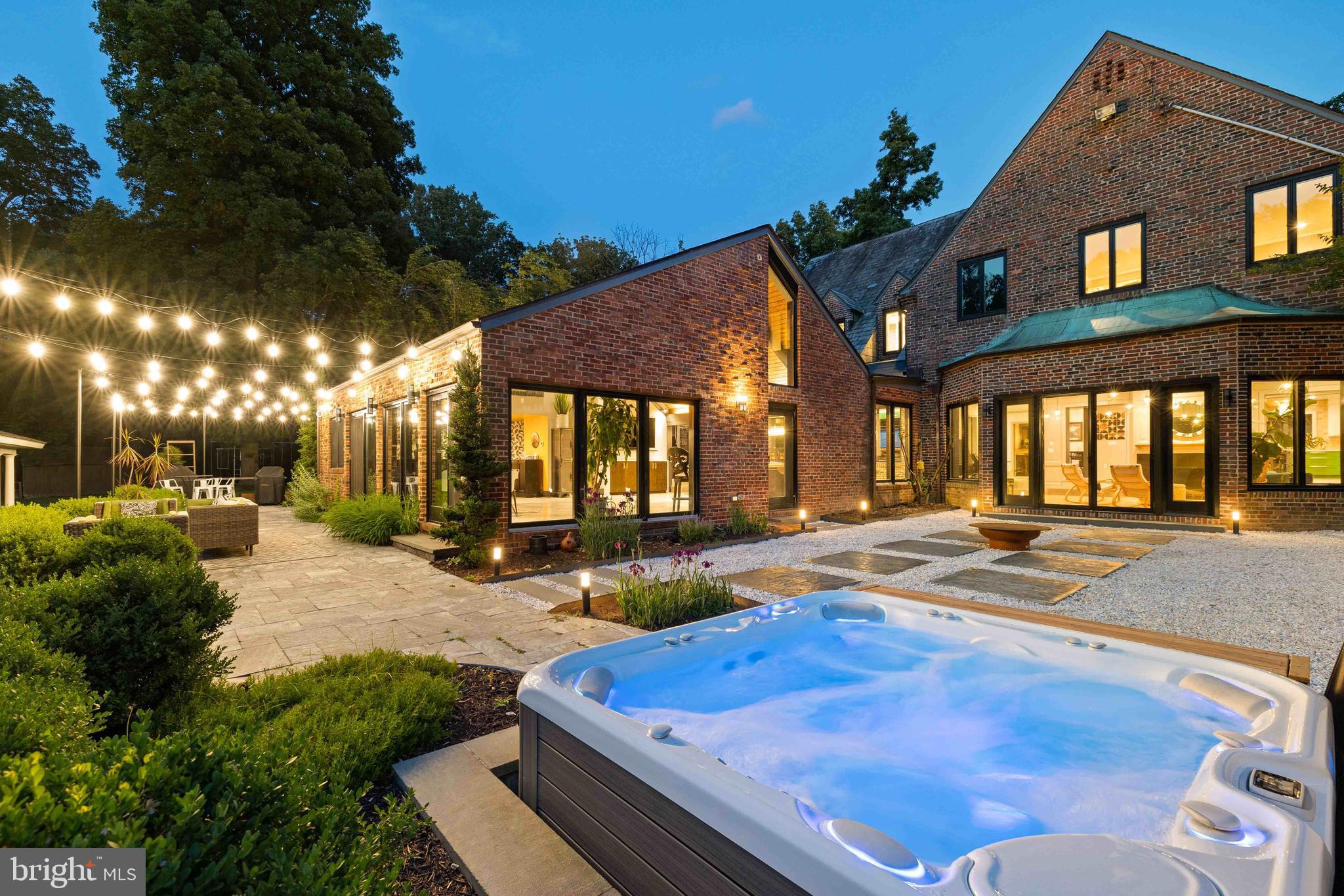 CAVES VALLEY - Residential Lease