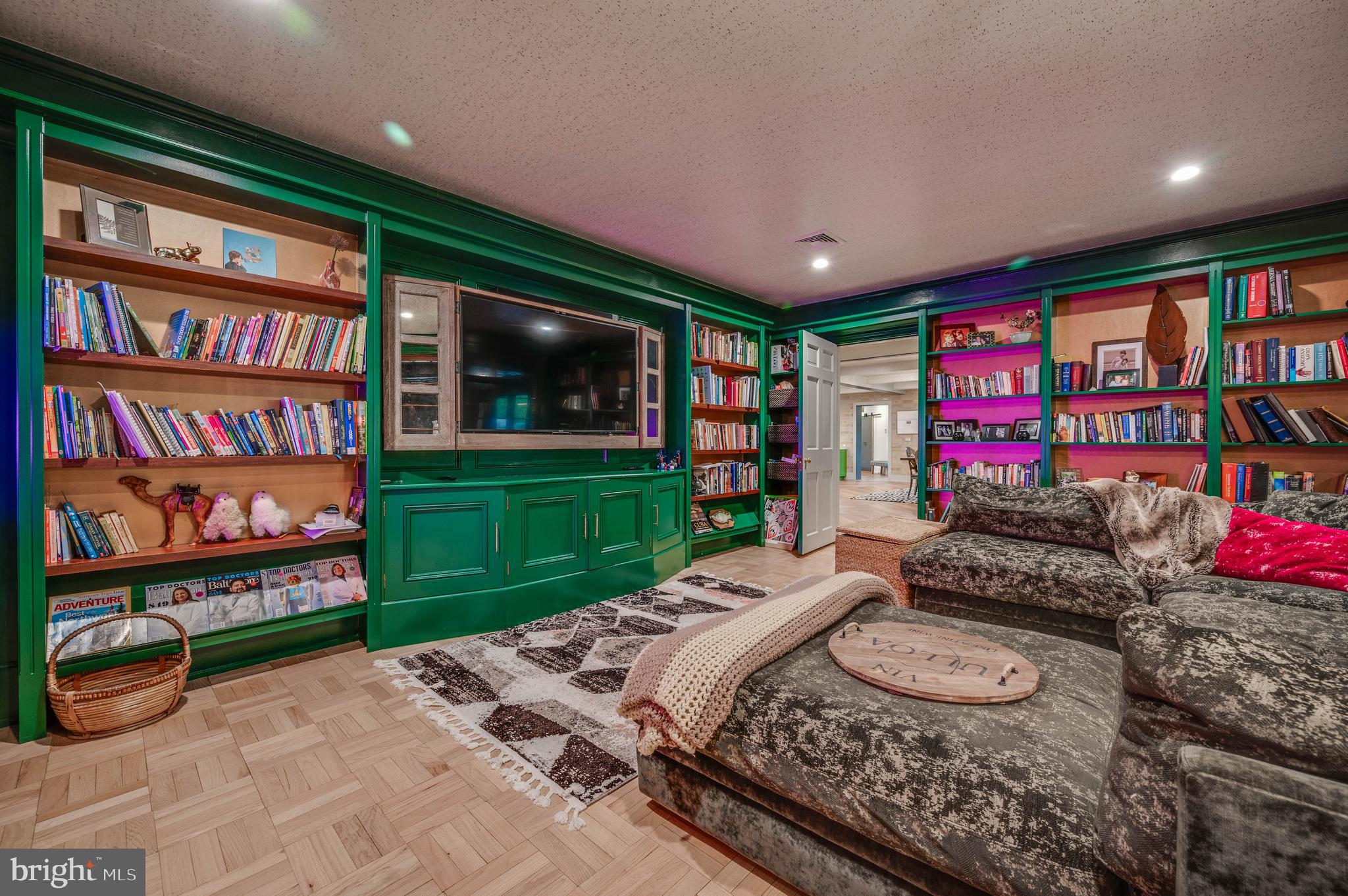 CAVES VALLEY - Residential Lease