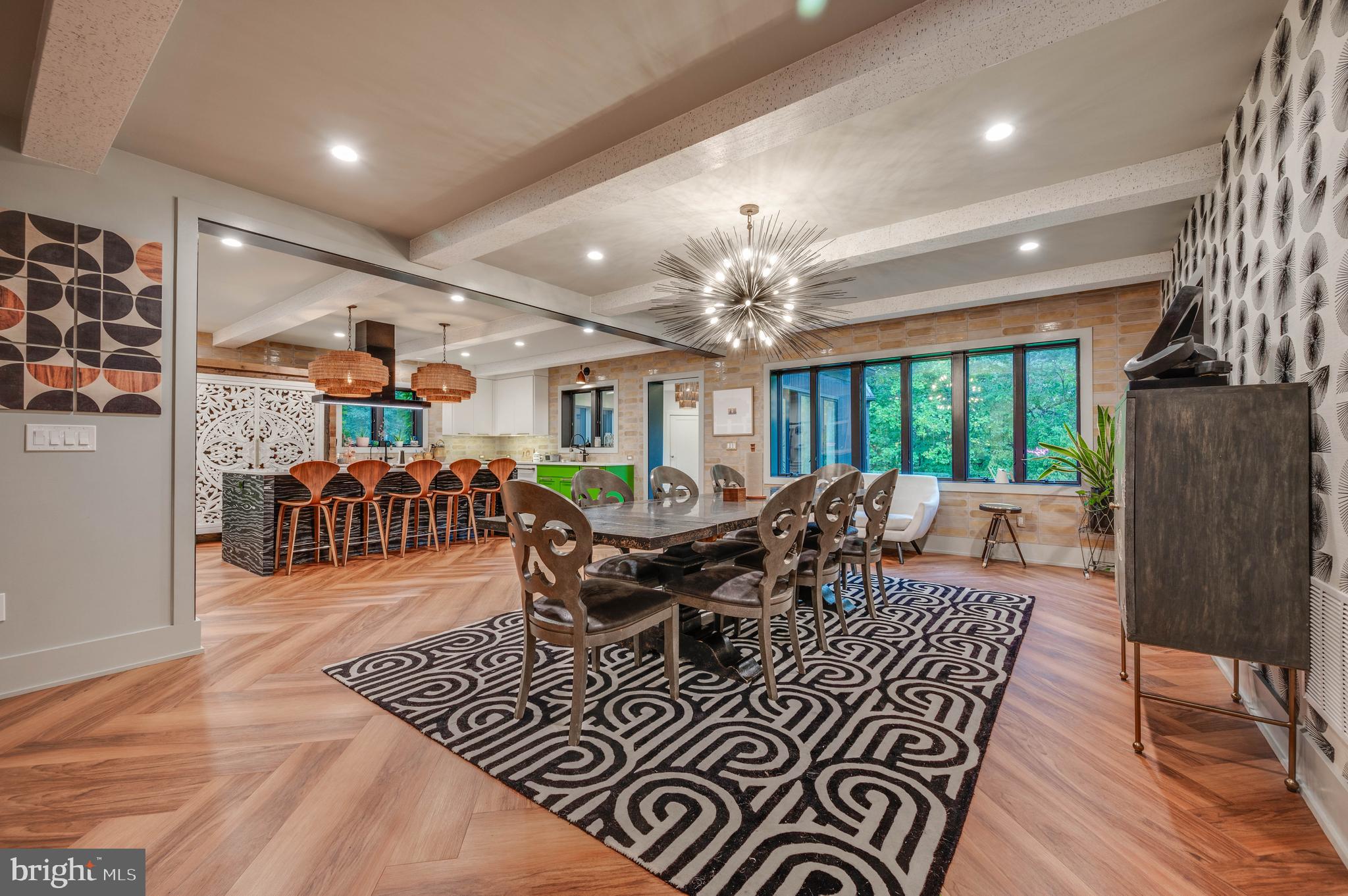 CAVES VALLEY - Residential Lease