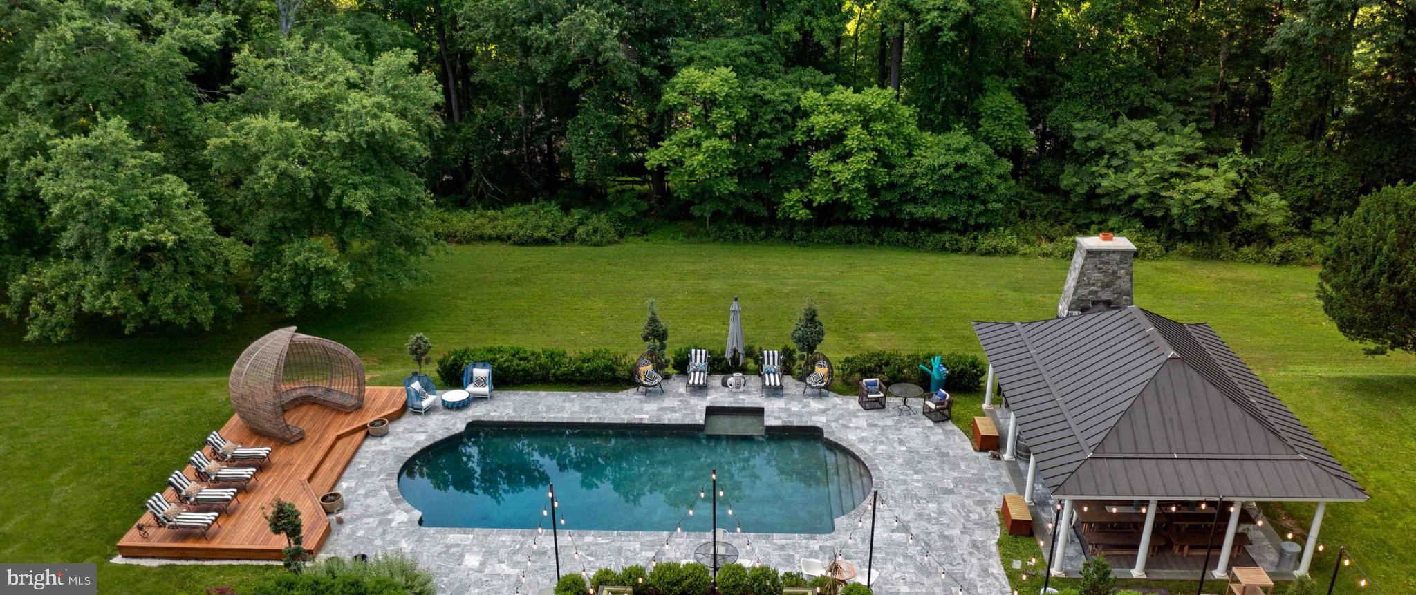 CAVES VALLEY - Residential Lease