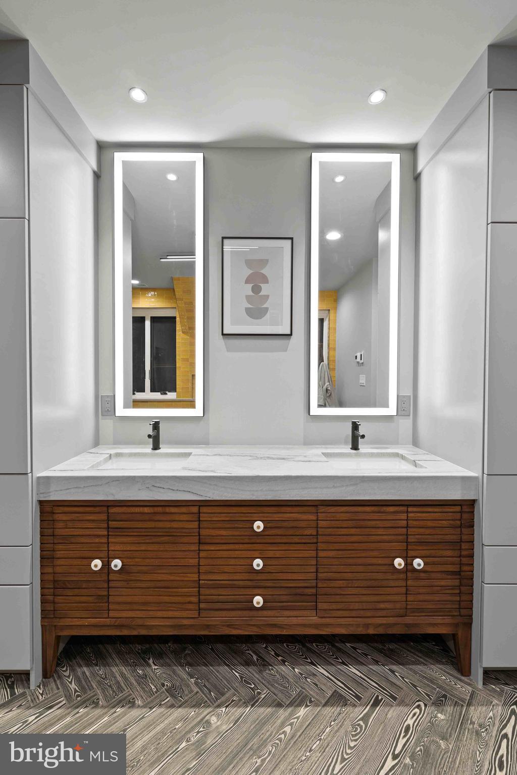 CAVES VALLEY - Residential Lease