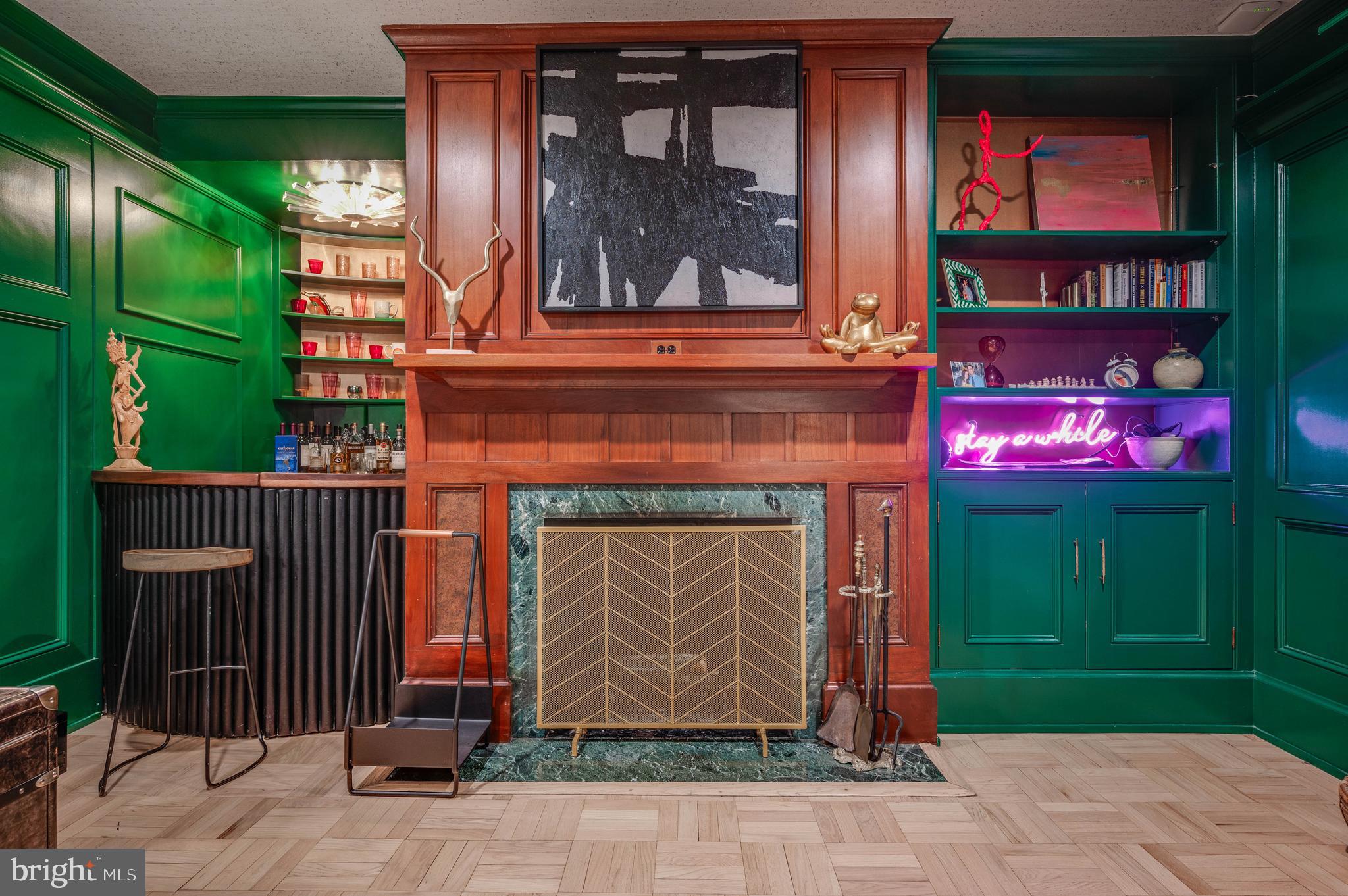 CAVES VALLEY - Residential Lease