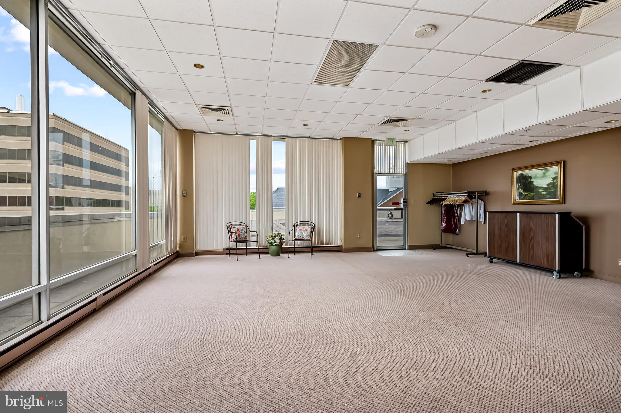 PENTHOUSE CONDOMINIUMS - Residential
