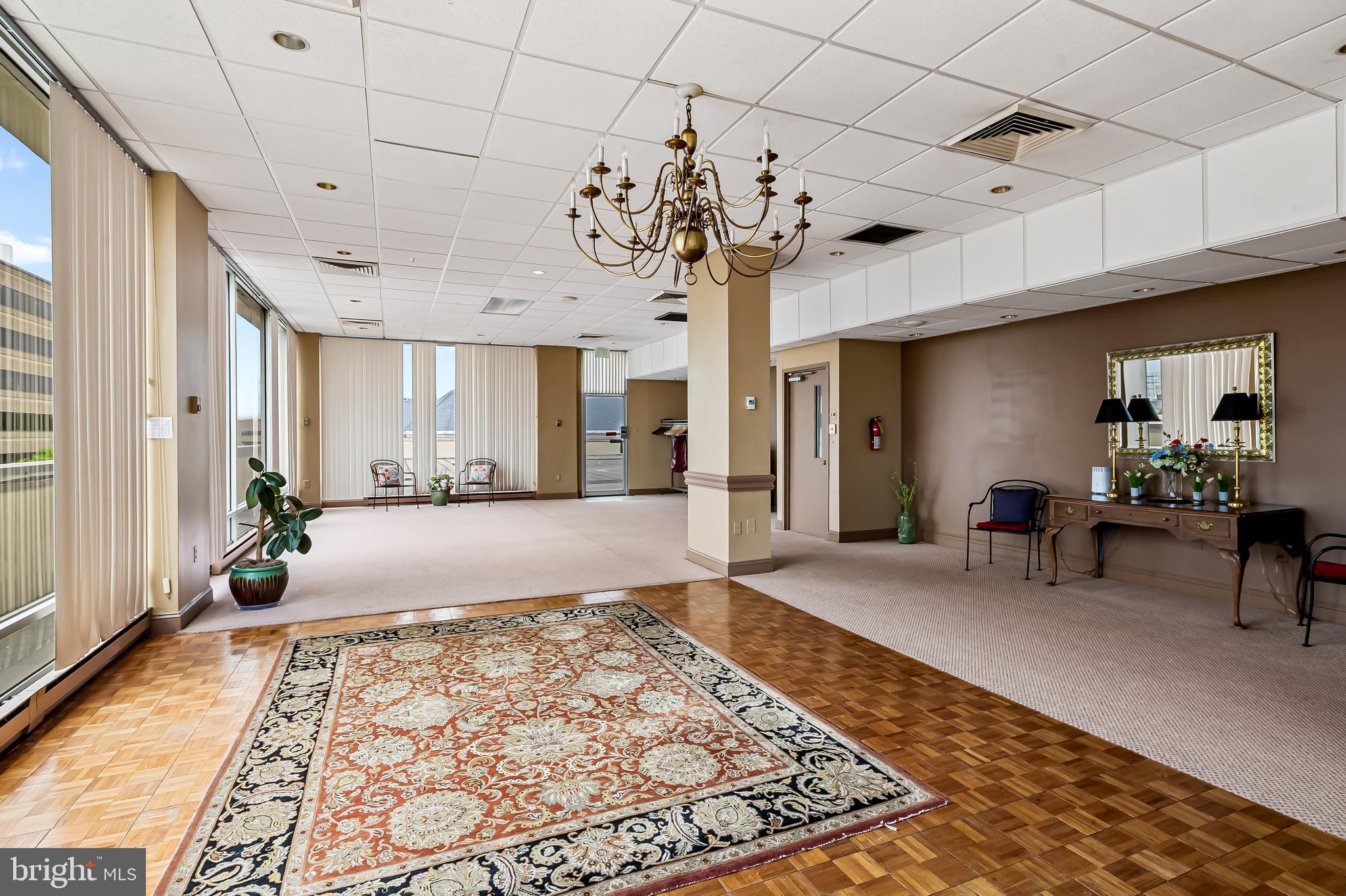 PENTHOUSE CONDOMINIUMS - Residential
