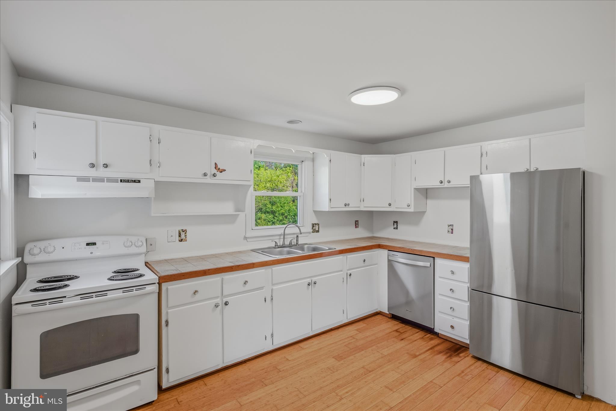 APPLE ORCHARD ACRES - Residential
