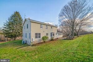 WOODMARK - Residential Lease