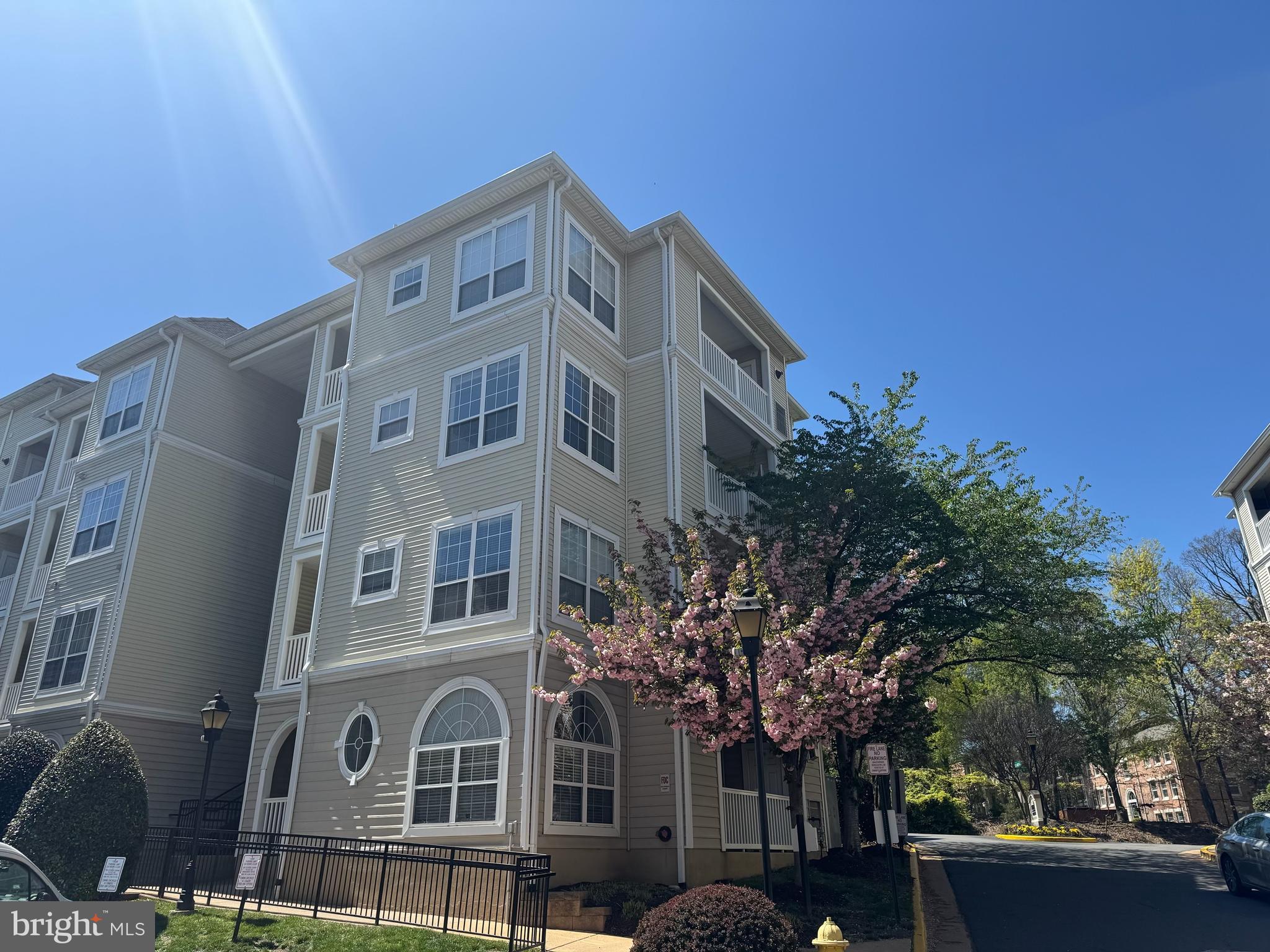 PALAZZO AT PARK CENTER - Residential