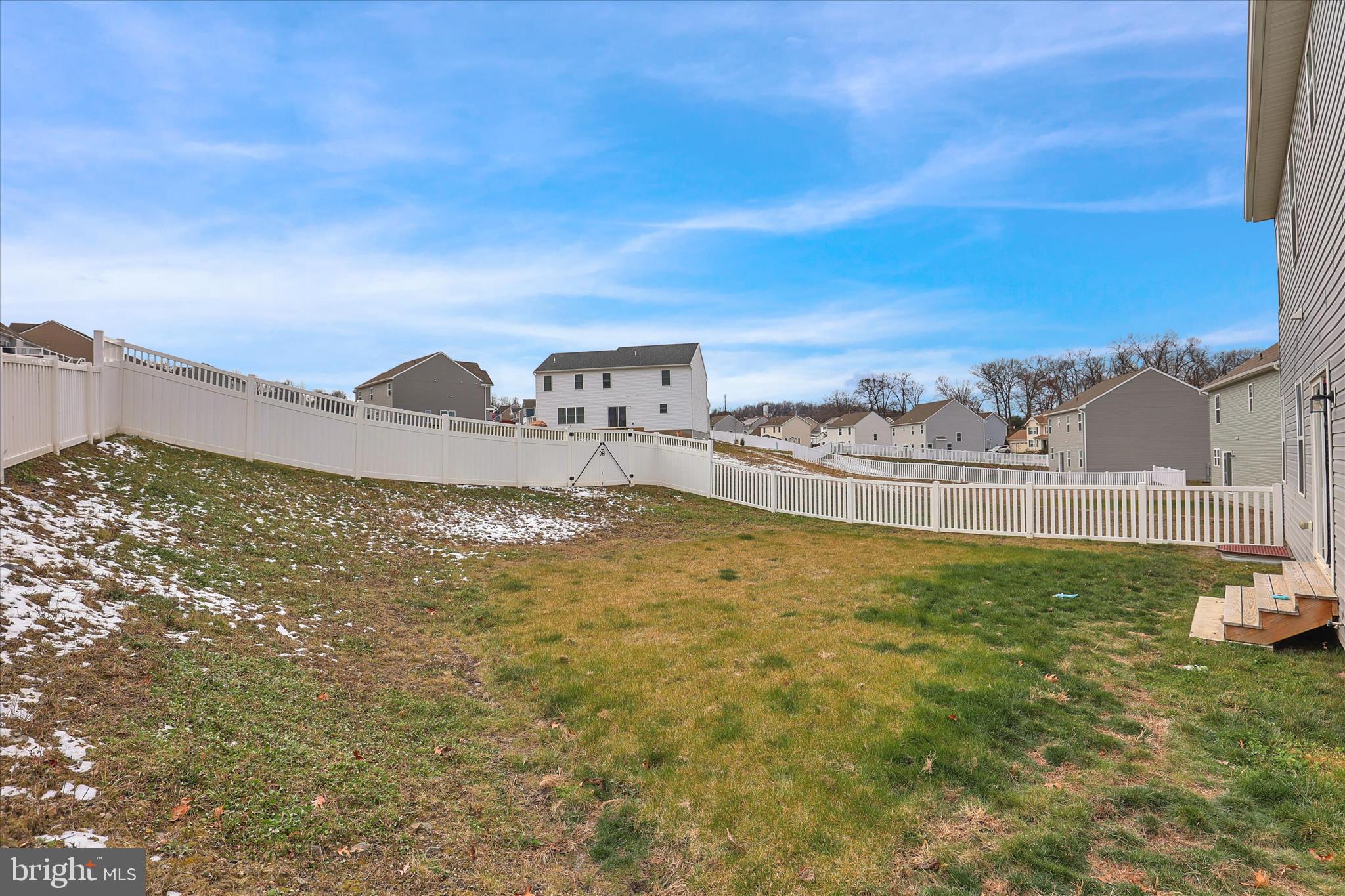 LEXINGTON ESTATES - Residential