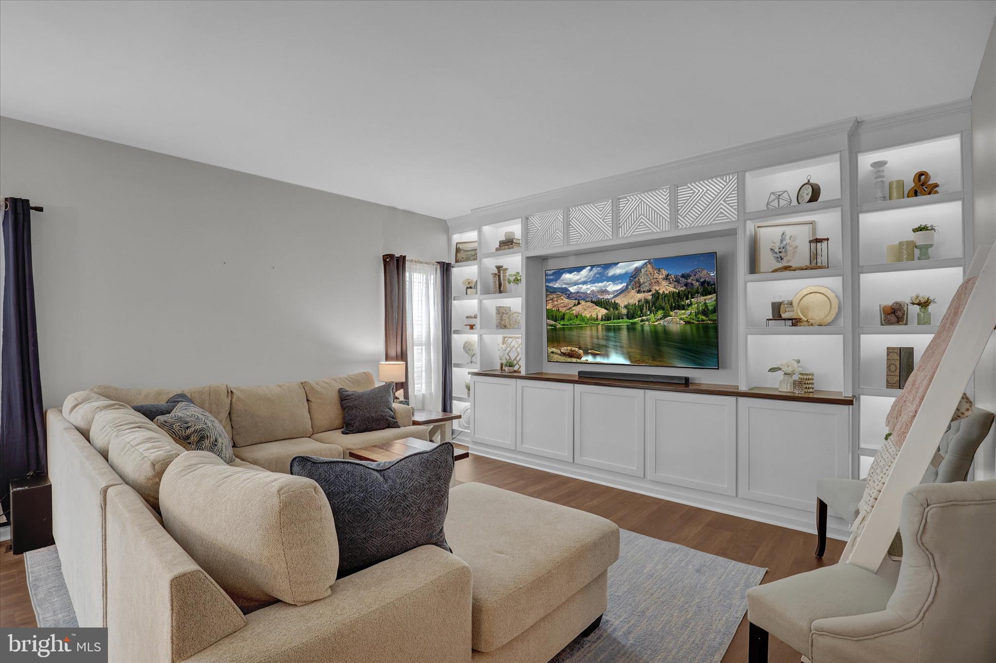 LEXINGTON ESTATES - Residential