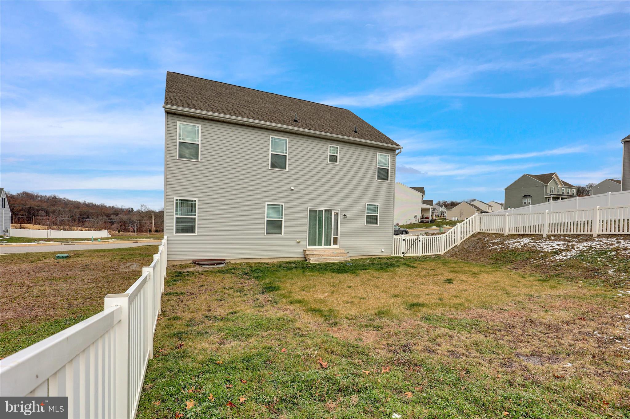 LEXINGTON ESTATES - Residential