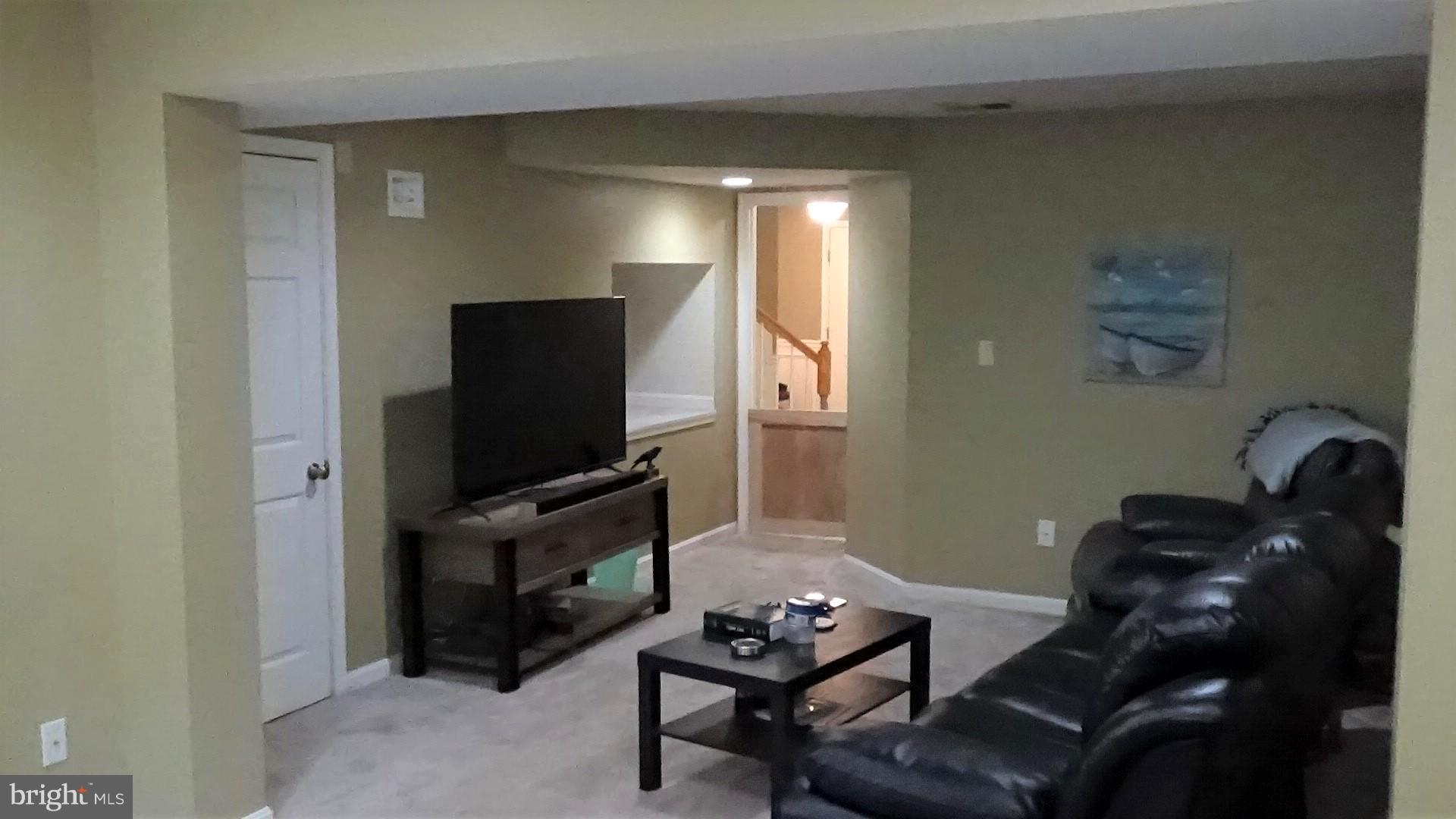 TANYARD SPRINGS - Residential Lease