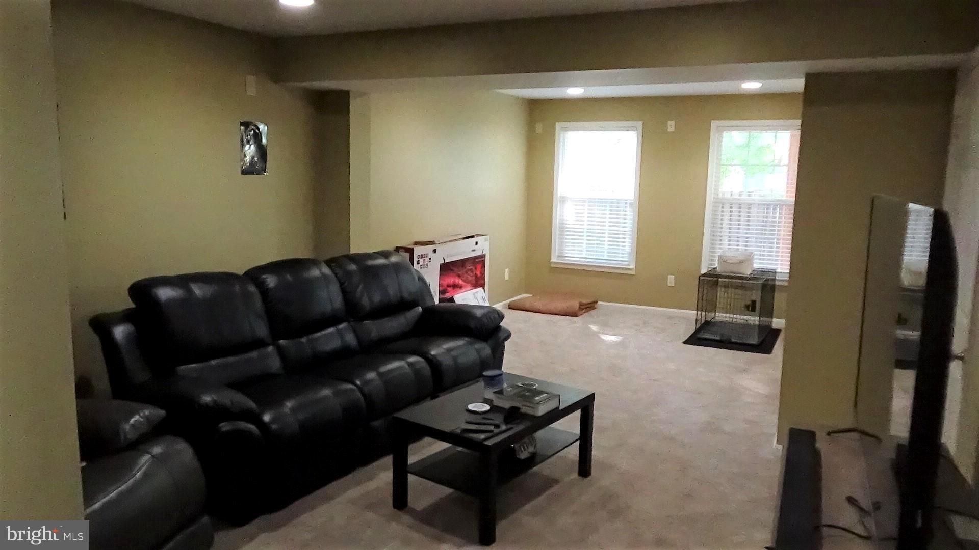 TANYARD SPRINGS - Residential Lease