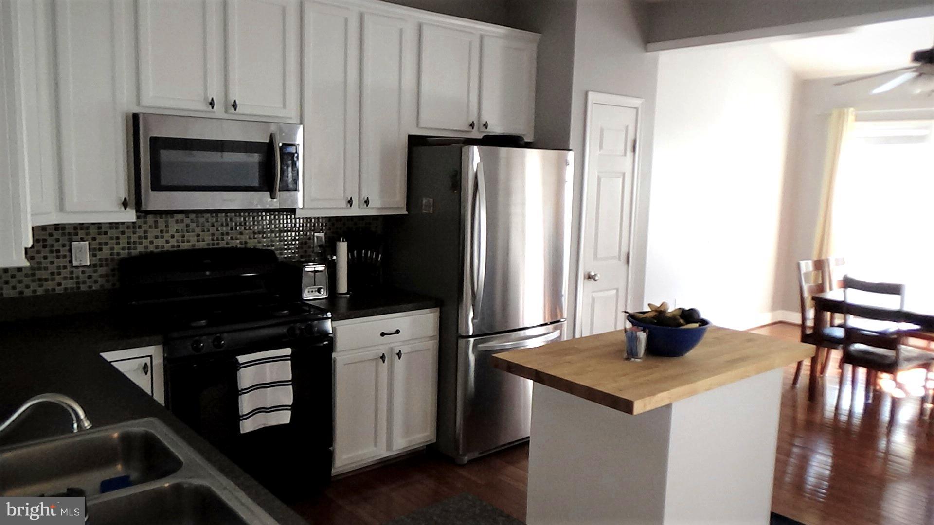 TANYARD SPRINGS - Residential Lease