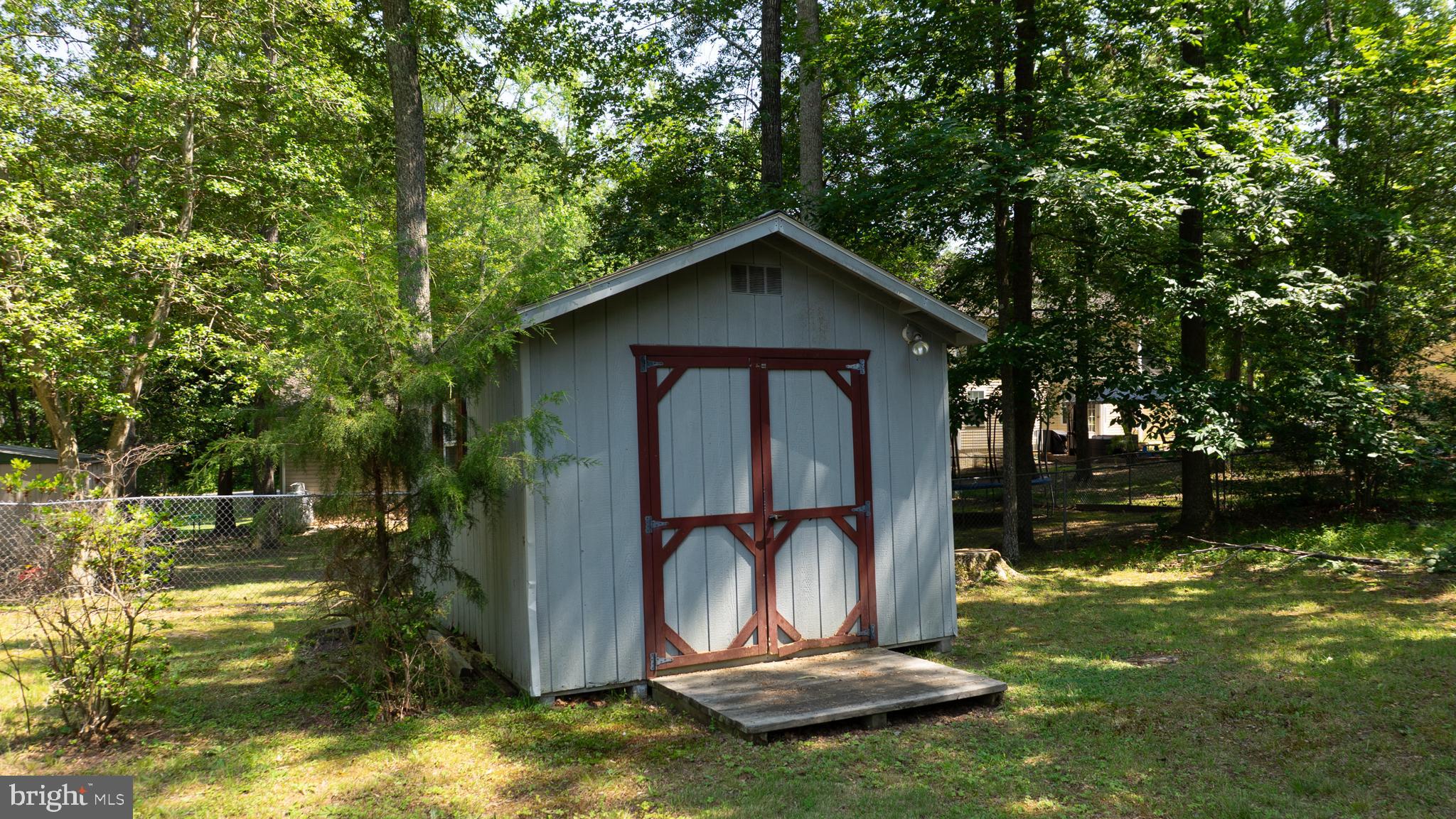 LAKE LAND OR - Residential