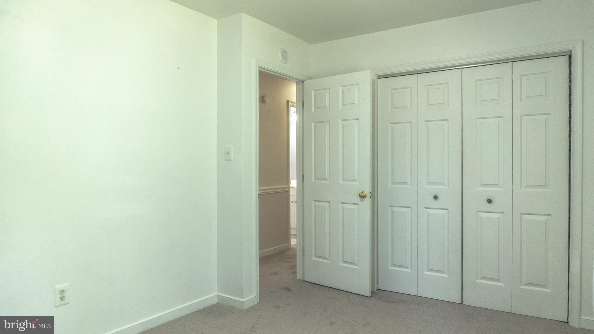 LAKE LAND OR - Residential