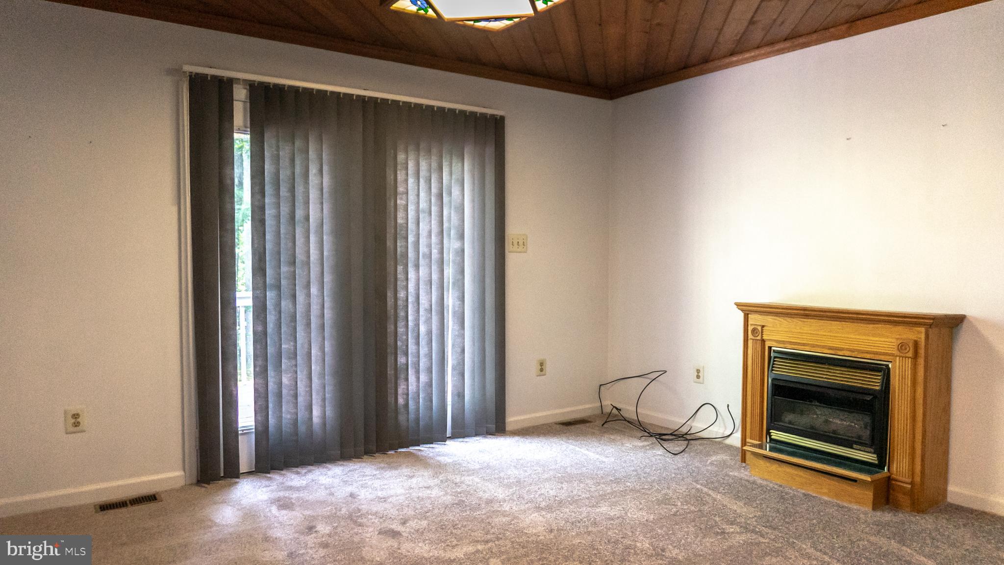 LAKE LAND OR - Residential