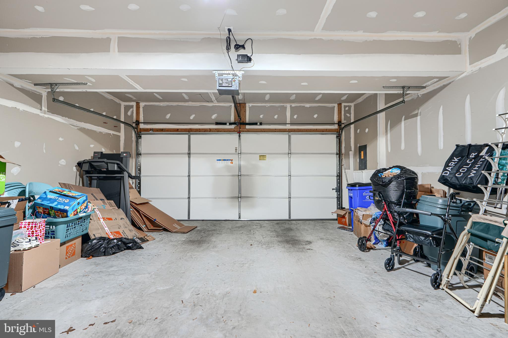 WALDEN WOODS - Residential