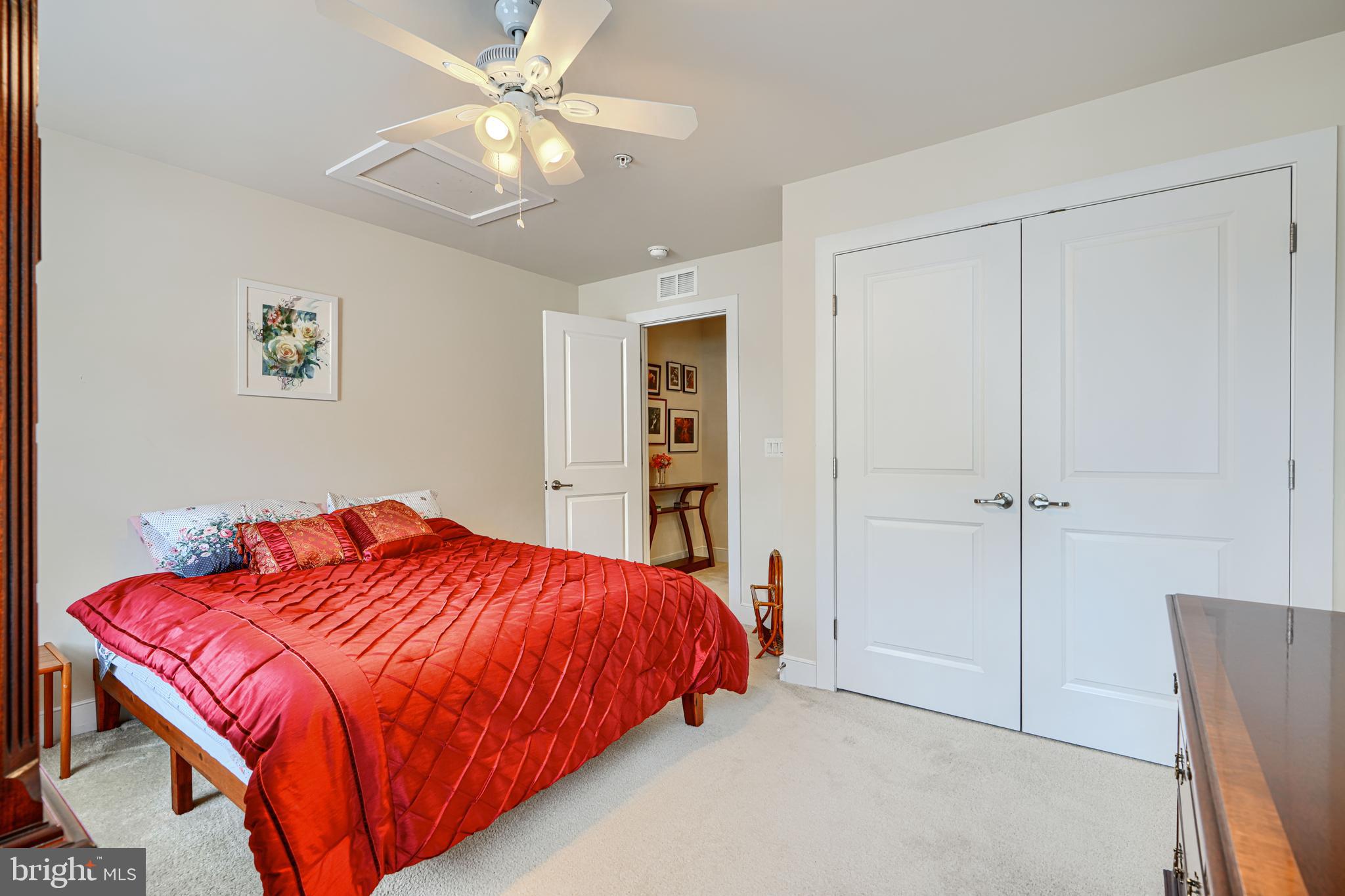 WALDEN WOODS - Residential