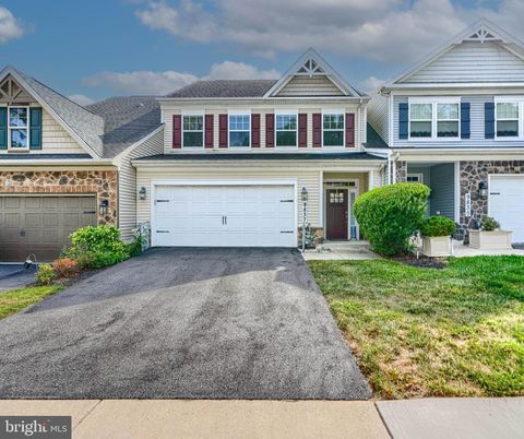 Photo of 9837 Wilderness Lane, LAUREL, MD 20723 (MLS # MDHW2066628)