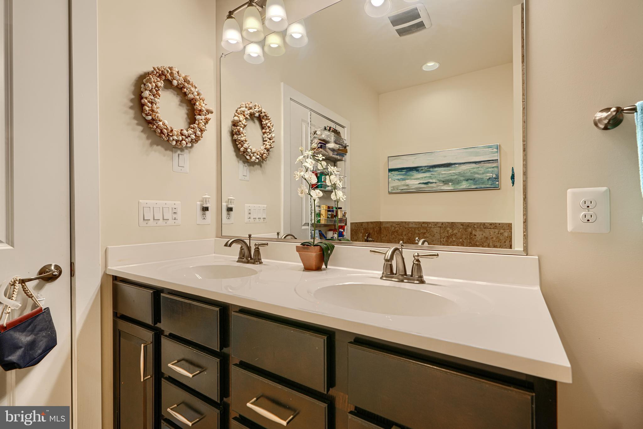 WALDEN WOODS - Residential