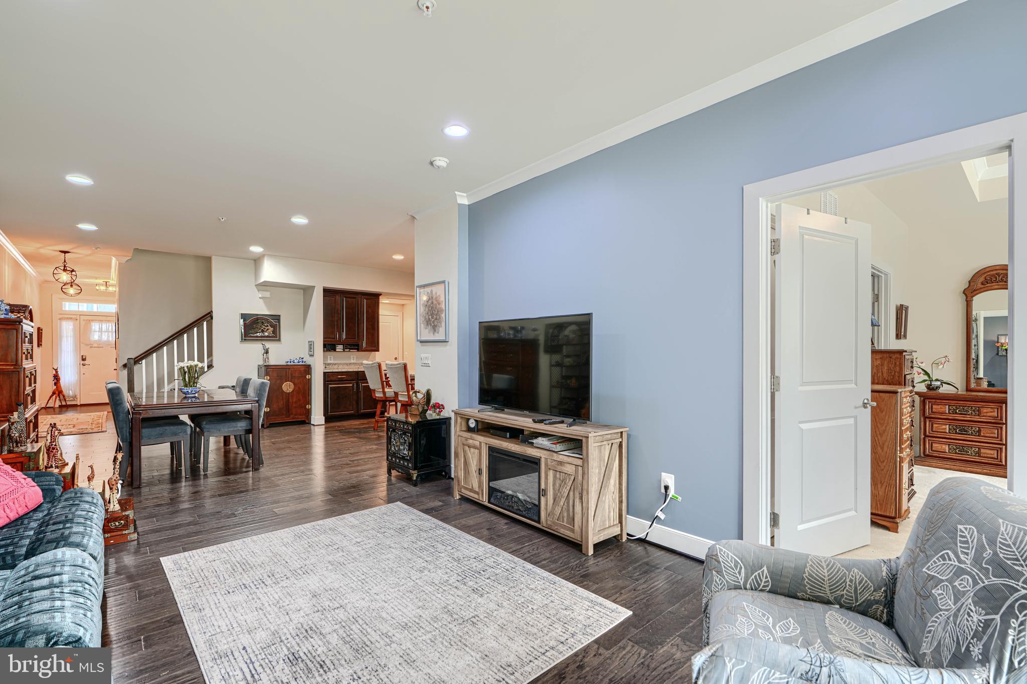 WALDEN WOODS - Residential