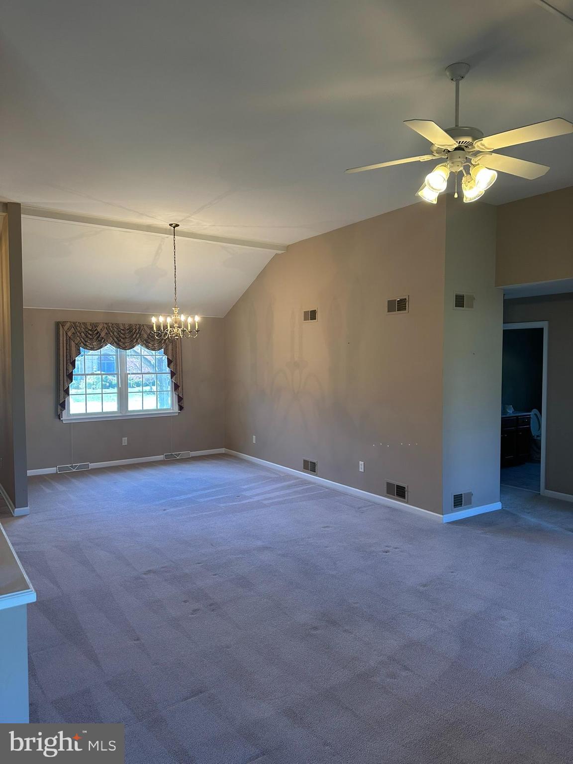 PENN NATIONAL ESTATES - Residential