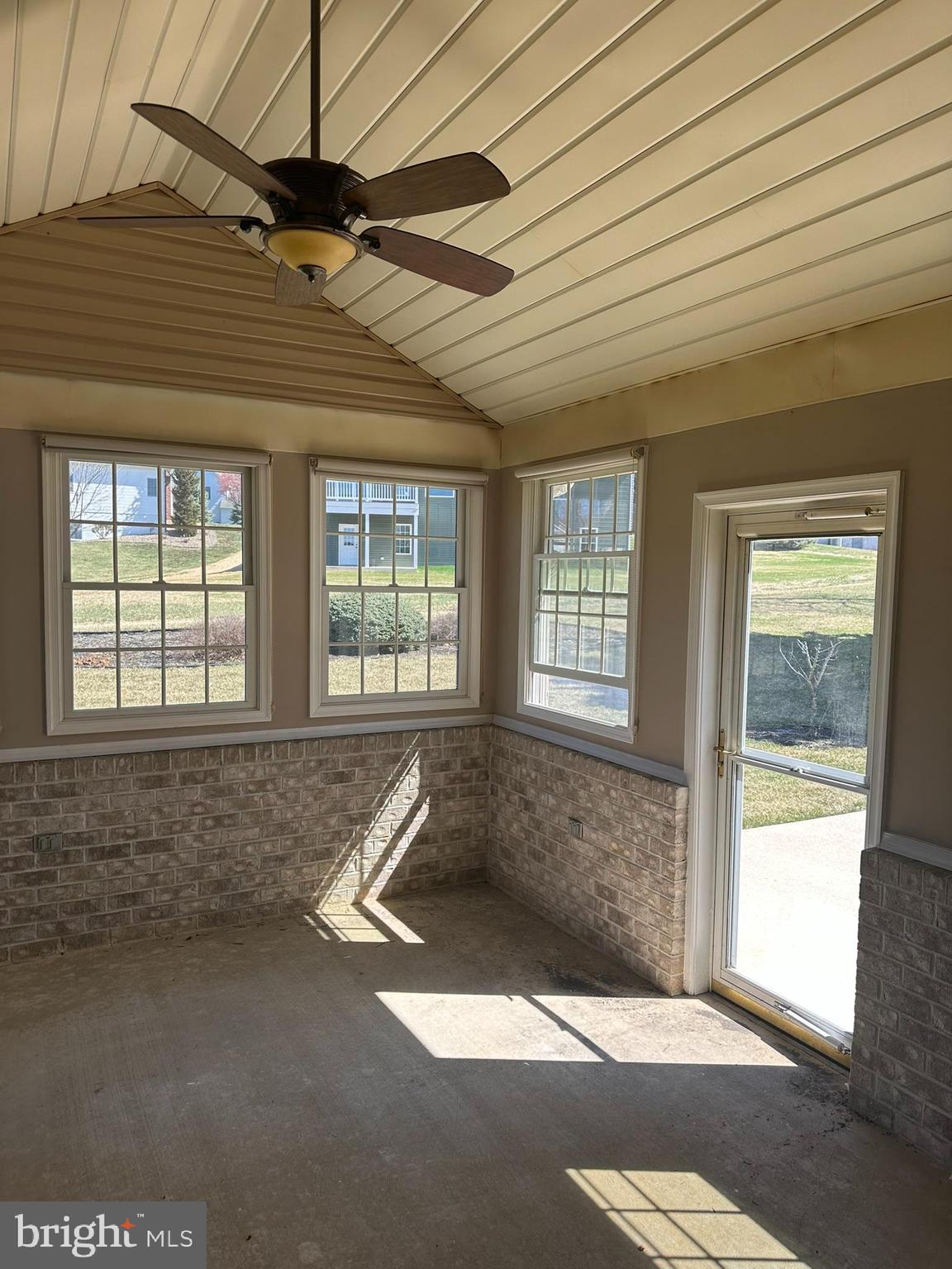 PENN NATIONAL ESTATES - Residential