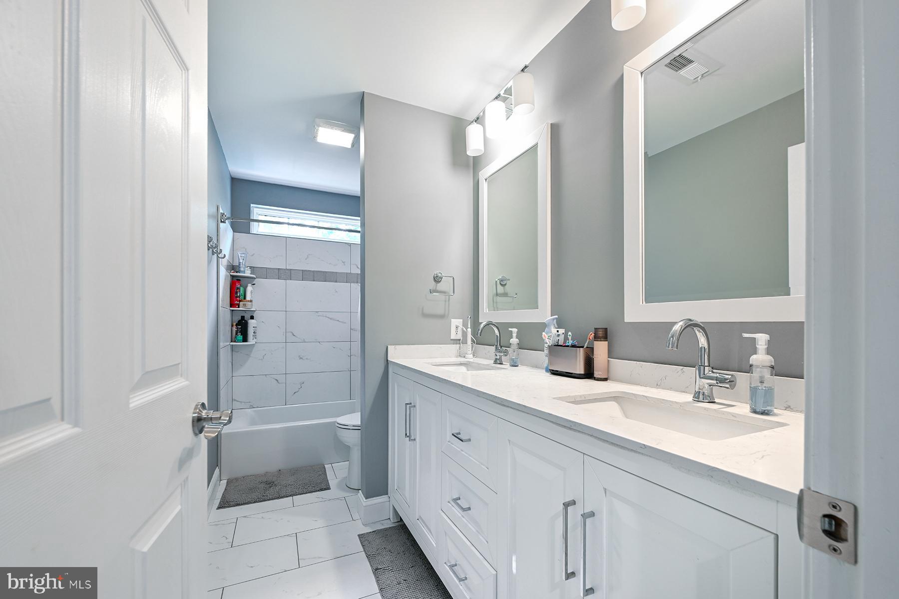 NORTHGATE AT CRANB - Residential