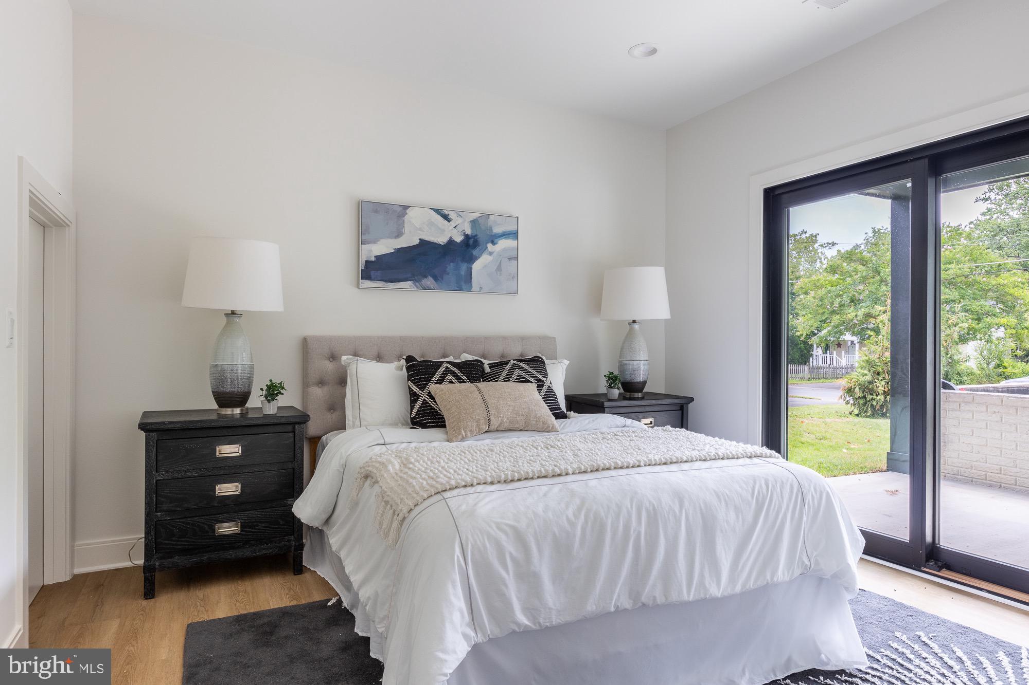 PIMMIT HILLS - Residential