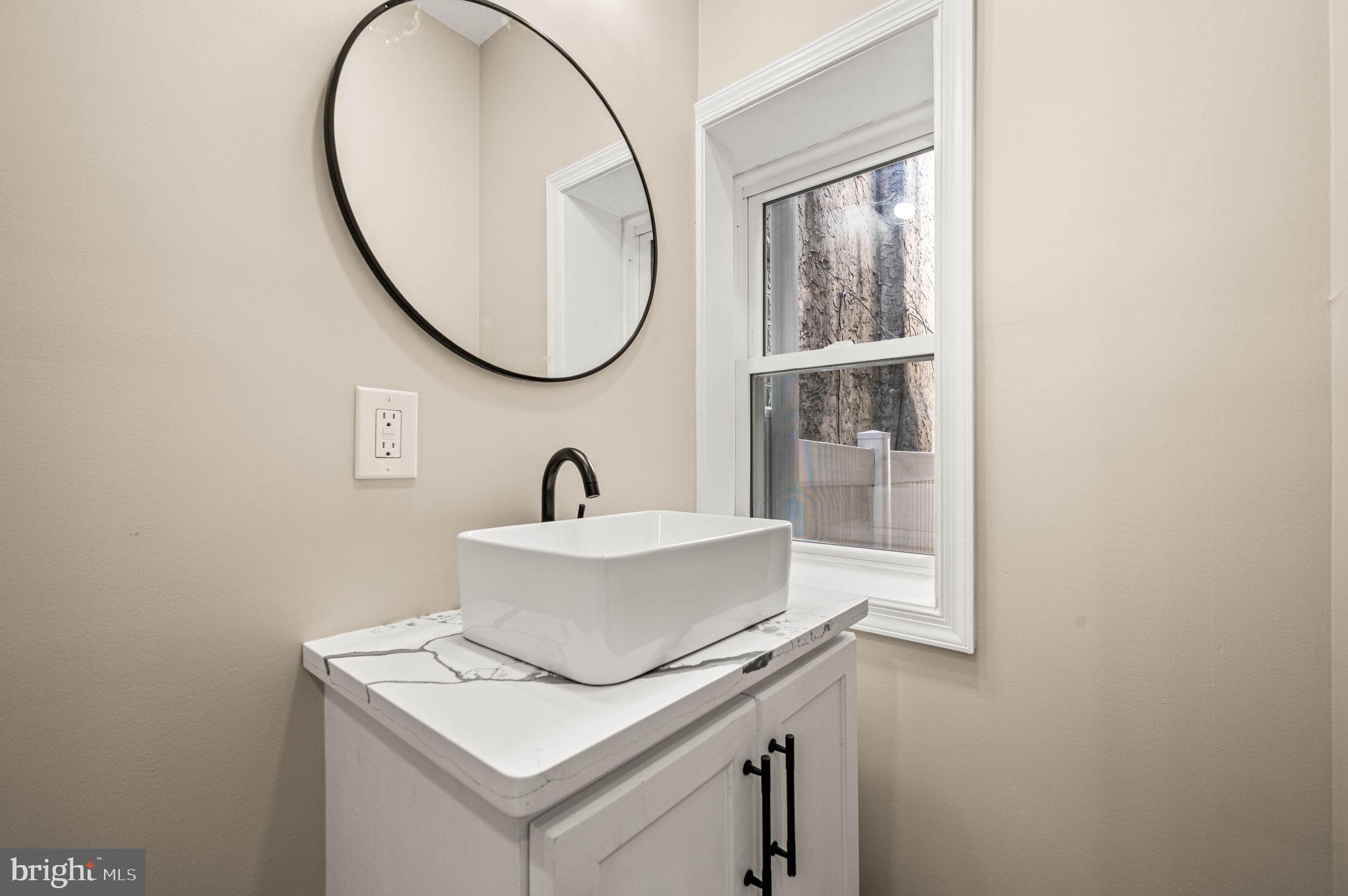 GIRARD ESTATES - Residential