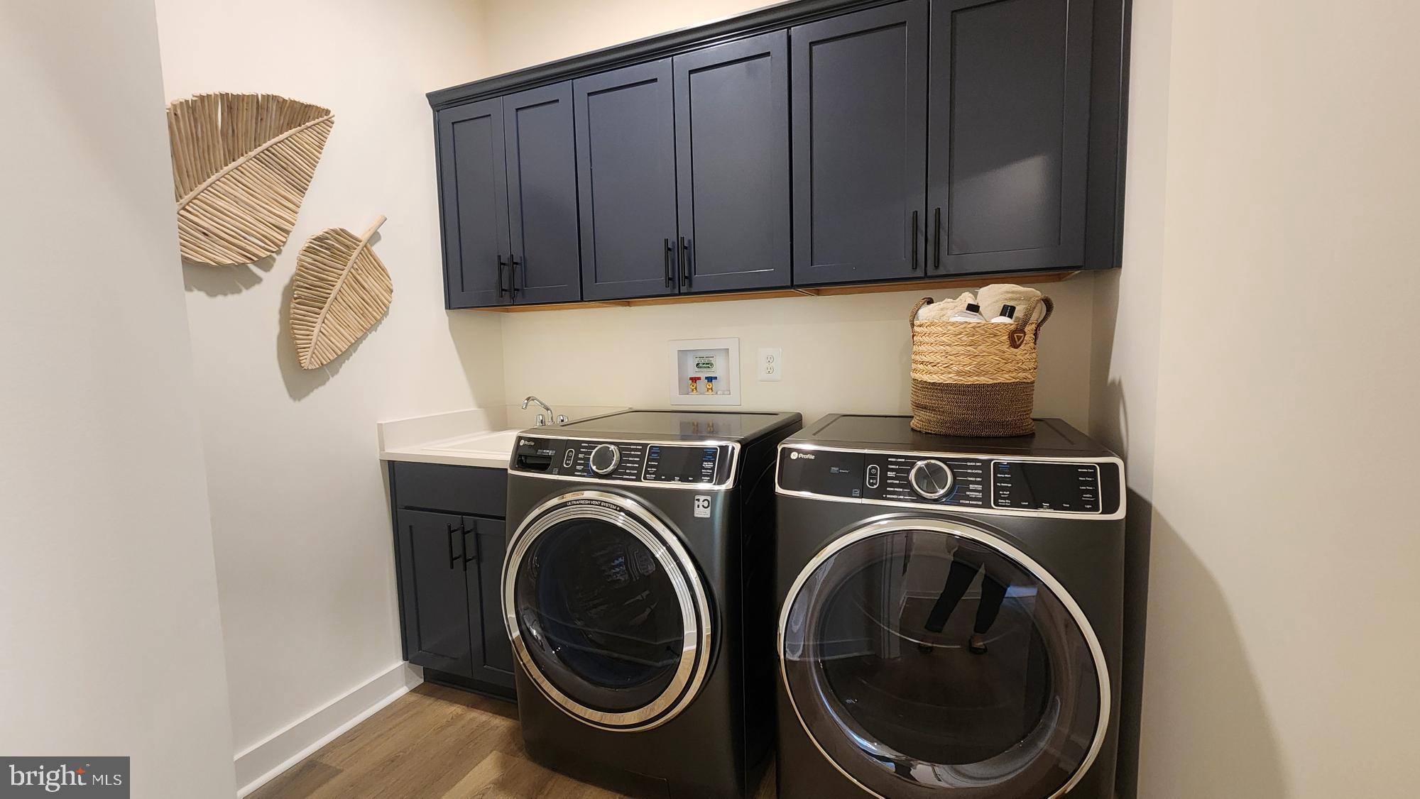 FORD'S GRANT - Residential