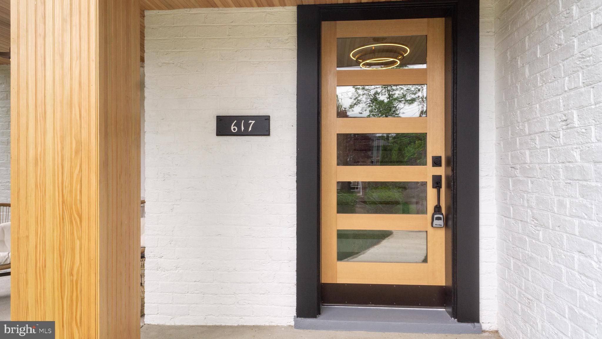 617 GREENBRIER DRIVE