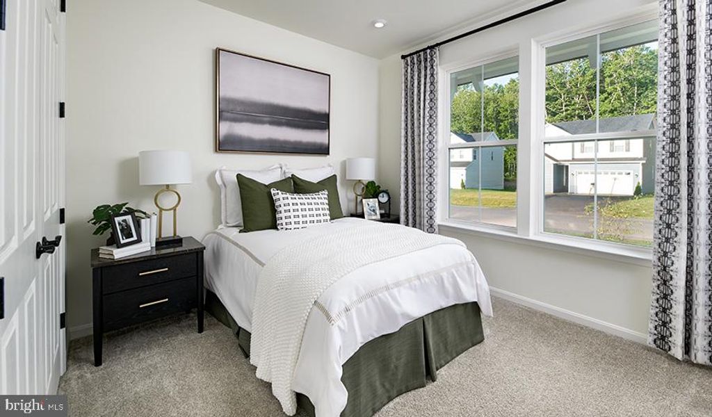 Photo of 2813 White Tail Drive, LOCUST GROVE, VA 22508 (MLS # VAOR2012830)