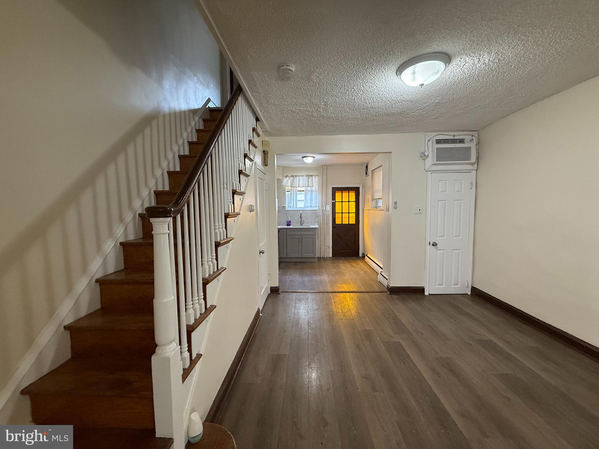 WHITMAN - Residential