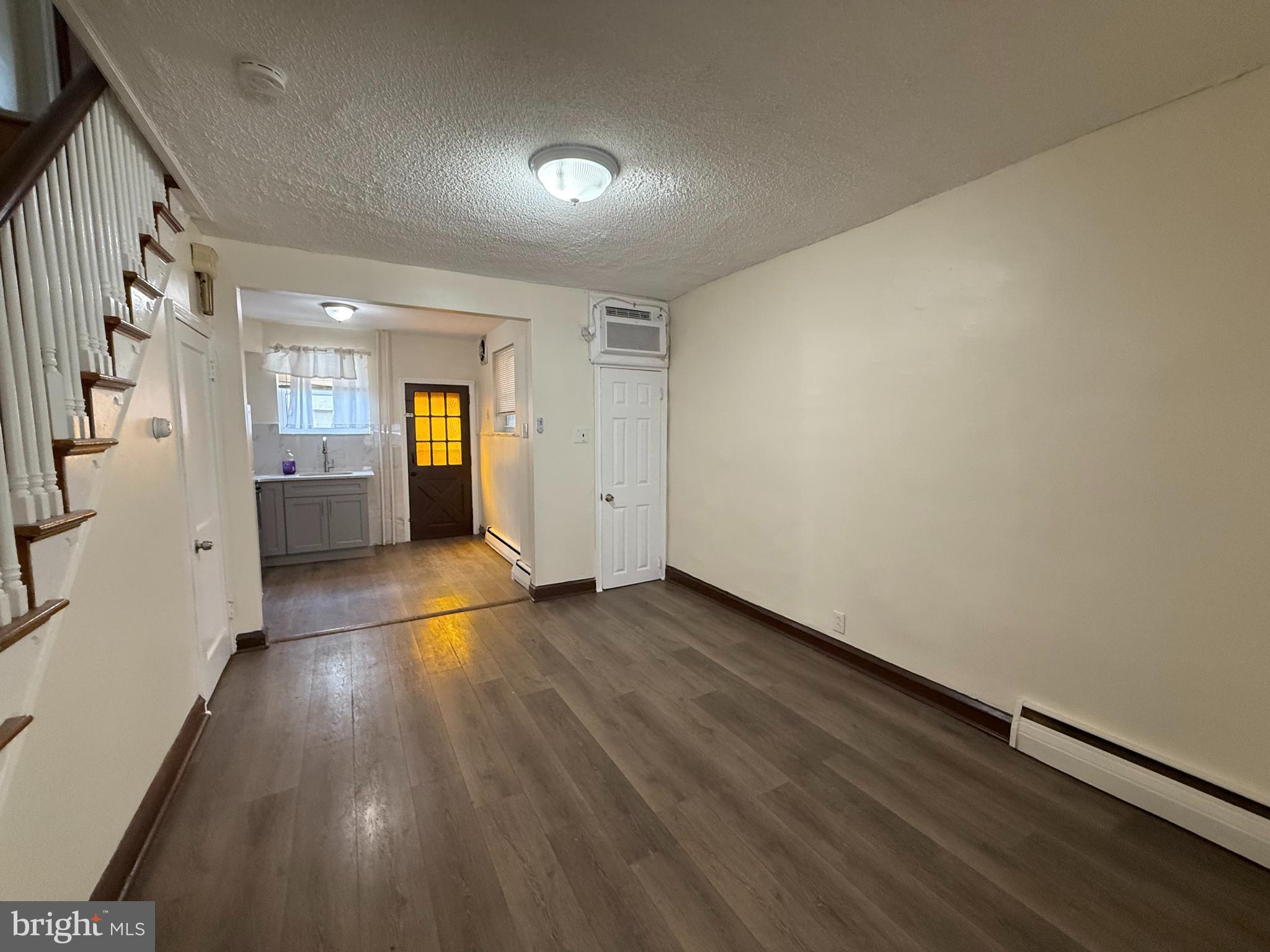 WHITMAN - Residential