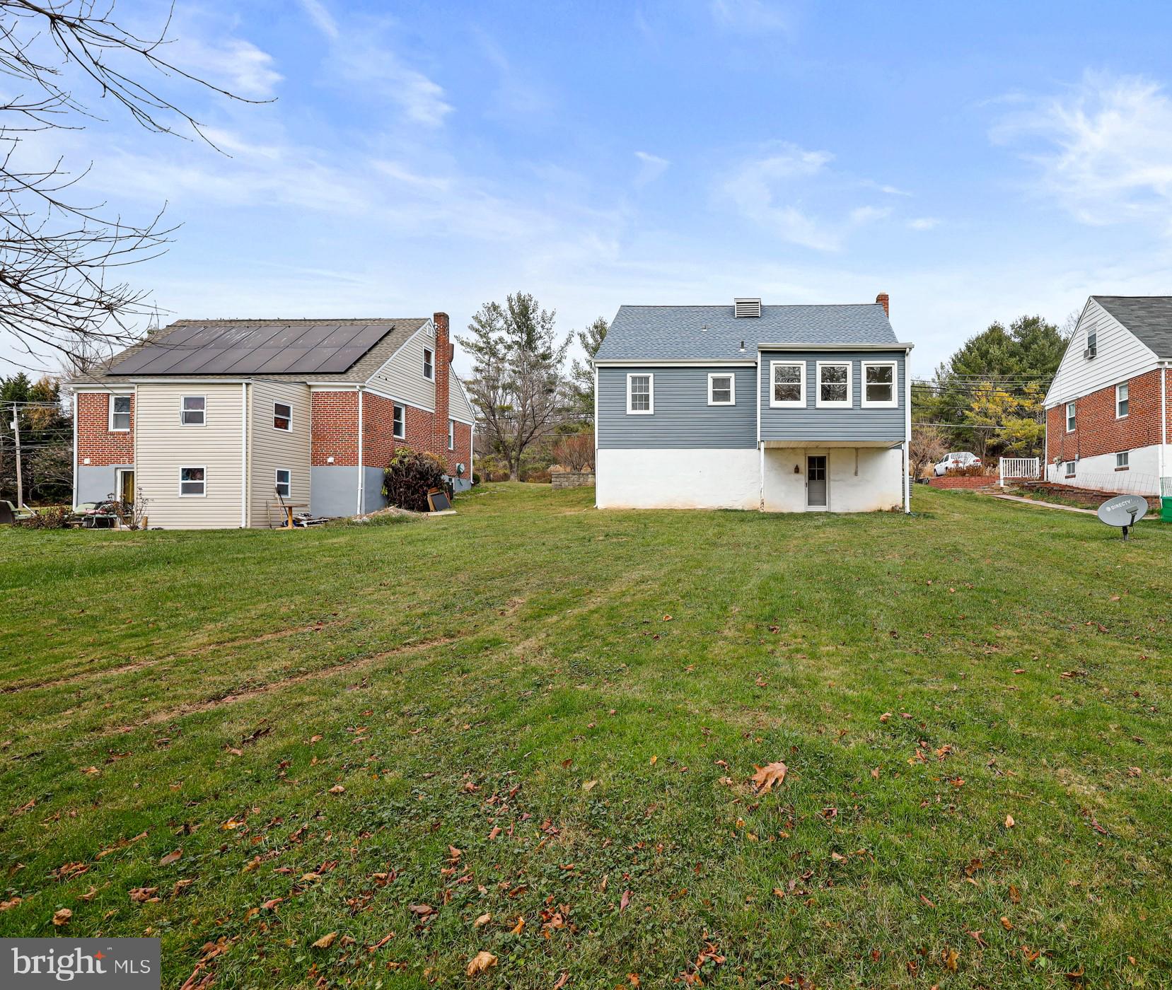 GREENTOP MANOR - Residential