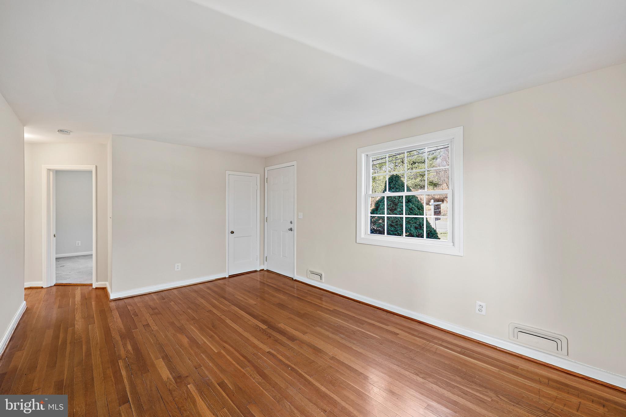 GREENTOP MANOR - Residential