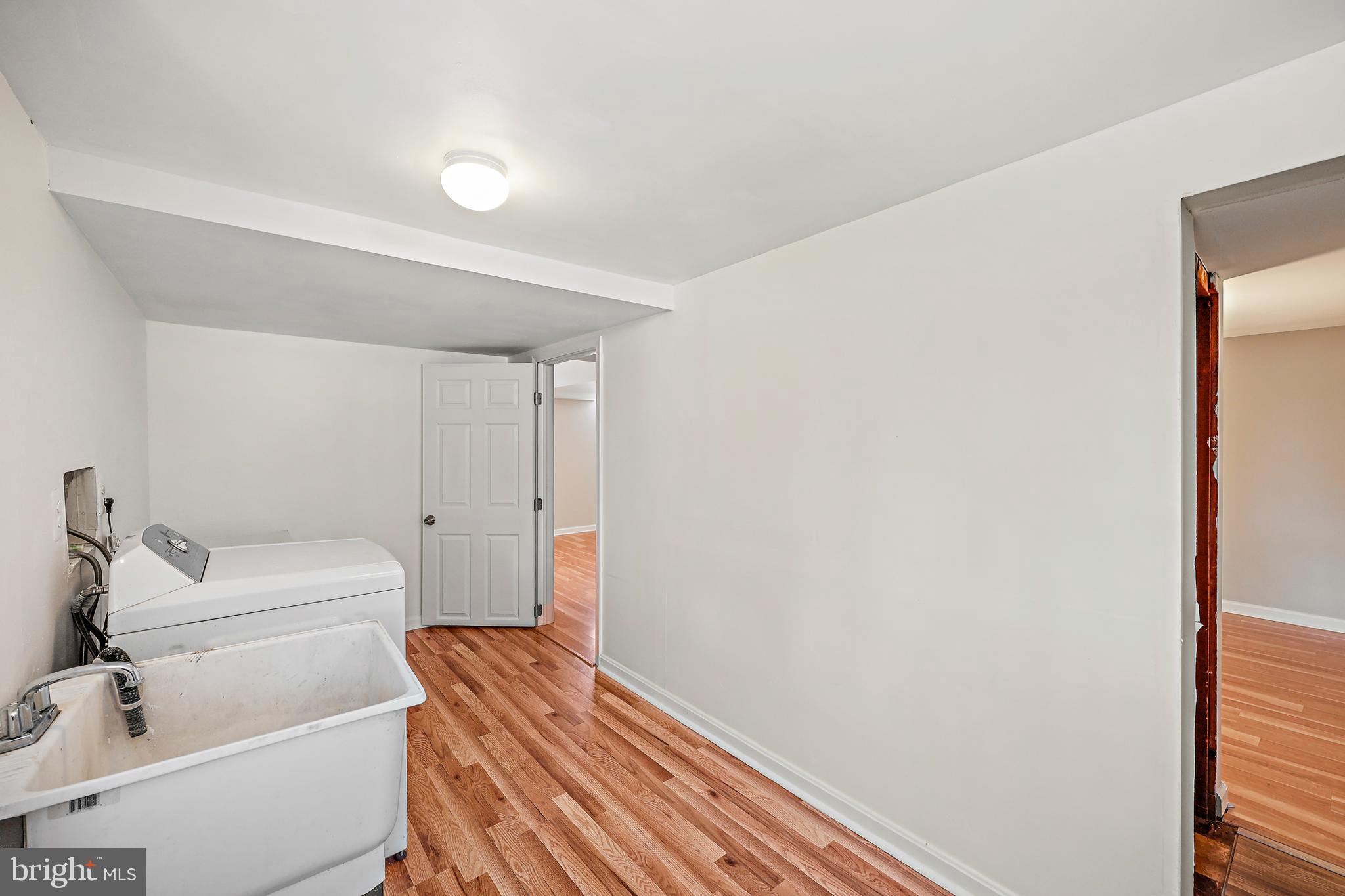 GREENTOP MANOR - Residential