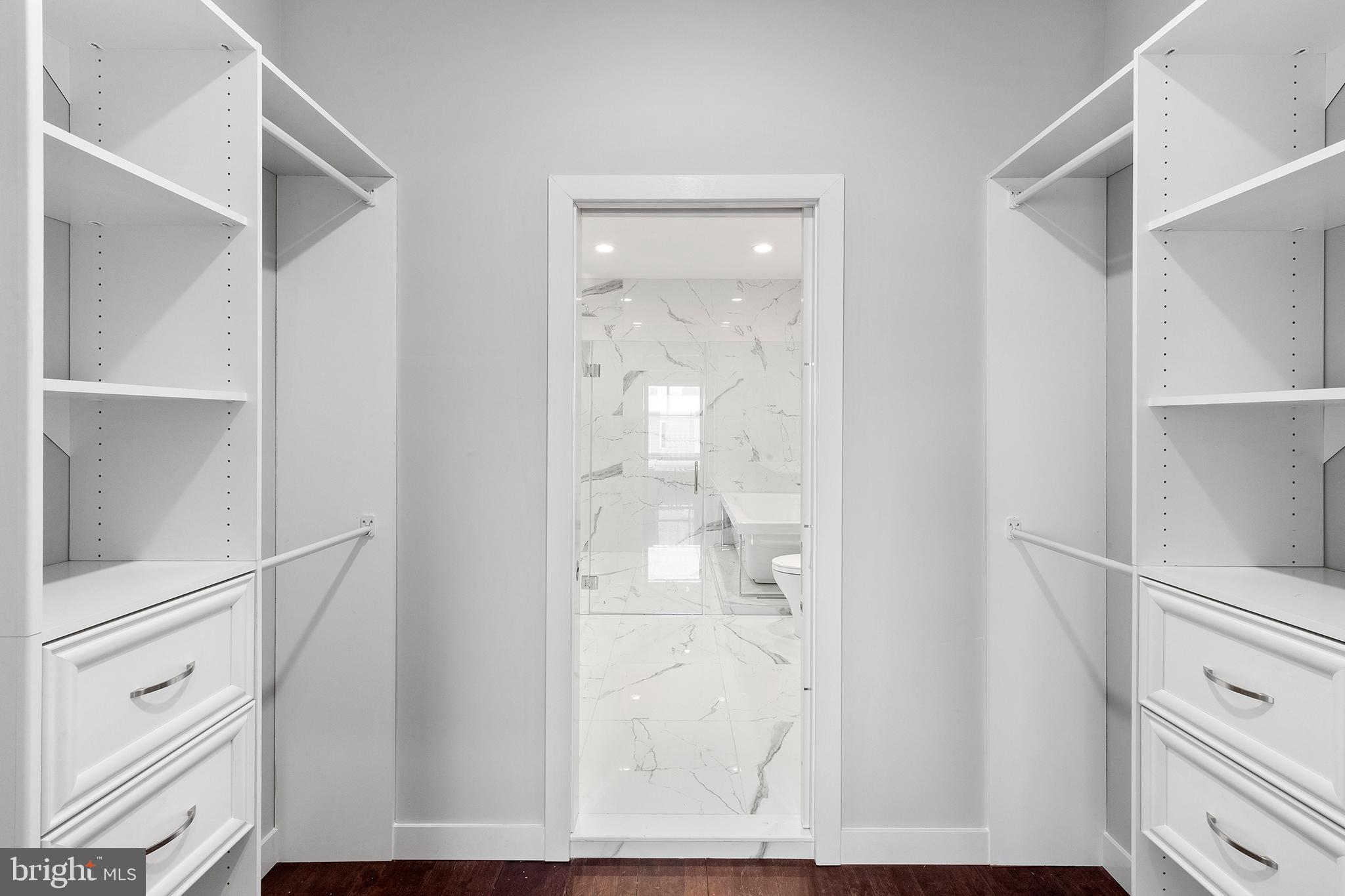 FRANCISVILLE - Residential