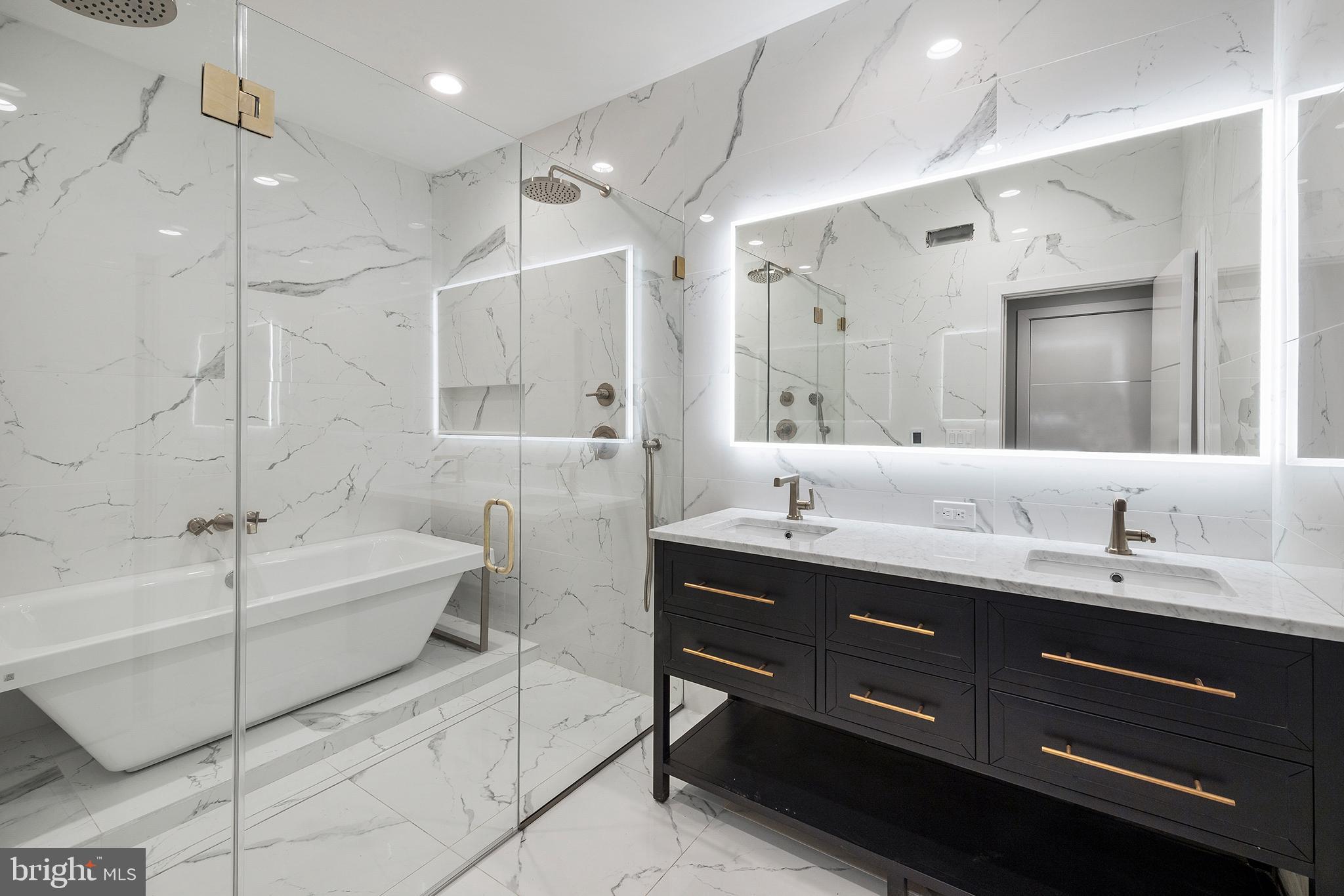 FRANCISVILLE - Residential