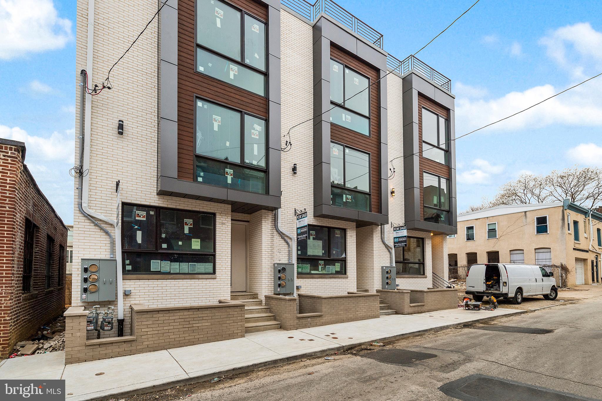 FRANCISVILLE - Residential