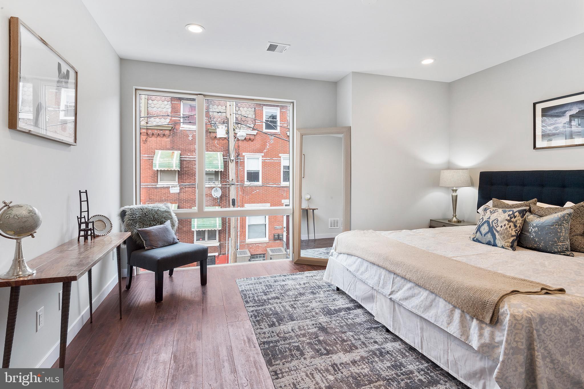 FRANCISVILLE - Residential