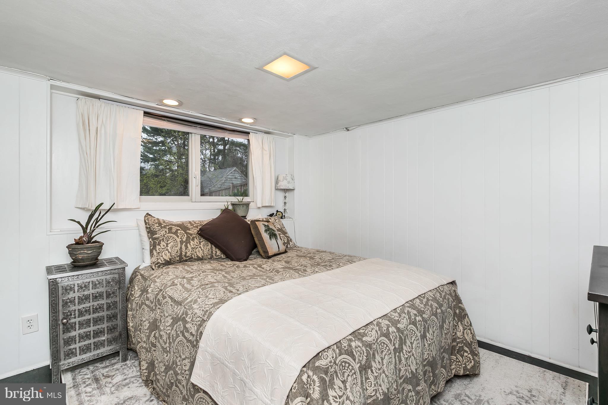 MOUNT WASHINGTON - Residential