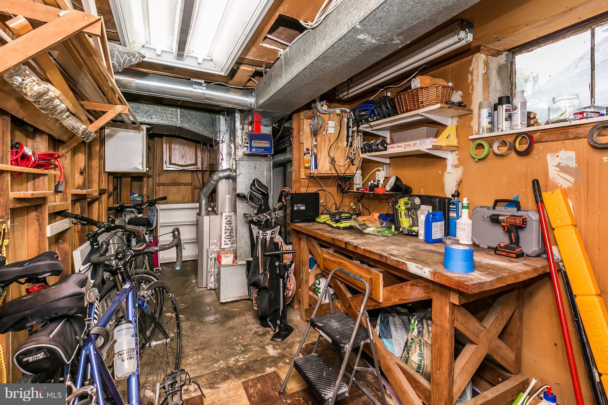 MOUNT WASHINGTON - Residential