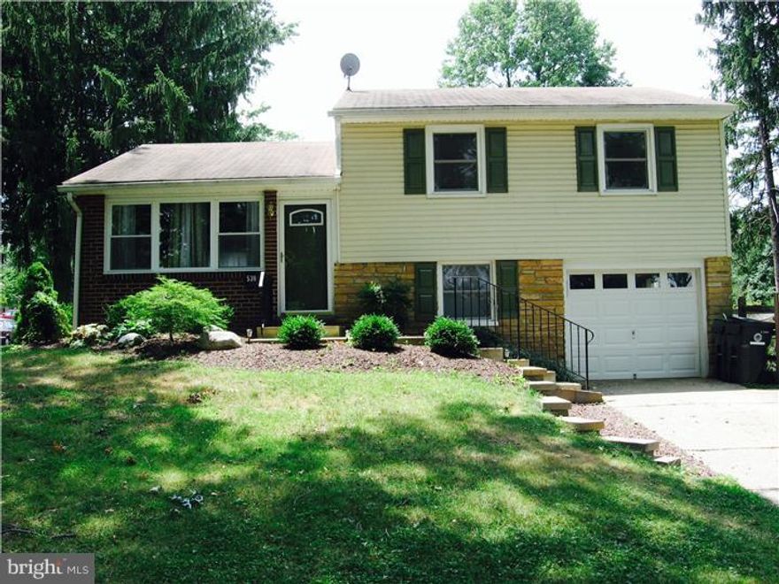 Location,Location,Location!!!!Beautiful single home on quiet street, immaculate and move in ready.Three bedrooms, living room and dining room with hardwood floors. Kitchen has stainless steel appliances with gas stove, refrigerator, dishwasher and microwave. Ceramic tile floor and 42 inch cabinets. Lower level has a recreation room, plenty of storage and a utility room with a washer and dryer, with an outside entrance leading to a beautiful large fenced in yard, perfect for a pet and special garden. One mile to downtown Phoenixville with all it's dining destinations for the food enthusiasts and great shopping. Minutes away from Phoenixville Hospital and local parks, only 15 minutes from King of Prussia. All applications must be submitted with credit check. Owner will allow up to 2 pets 50 pounds or smaller with a 250 deposit for each.Take a look,it won't last !!!!