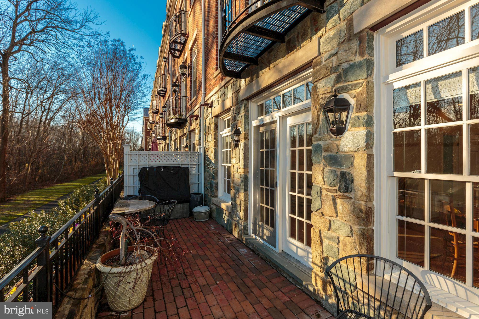 FORDS LANDING - Residential