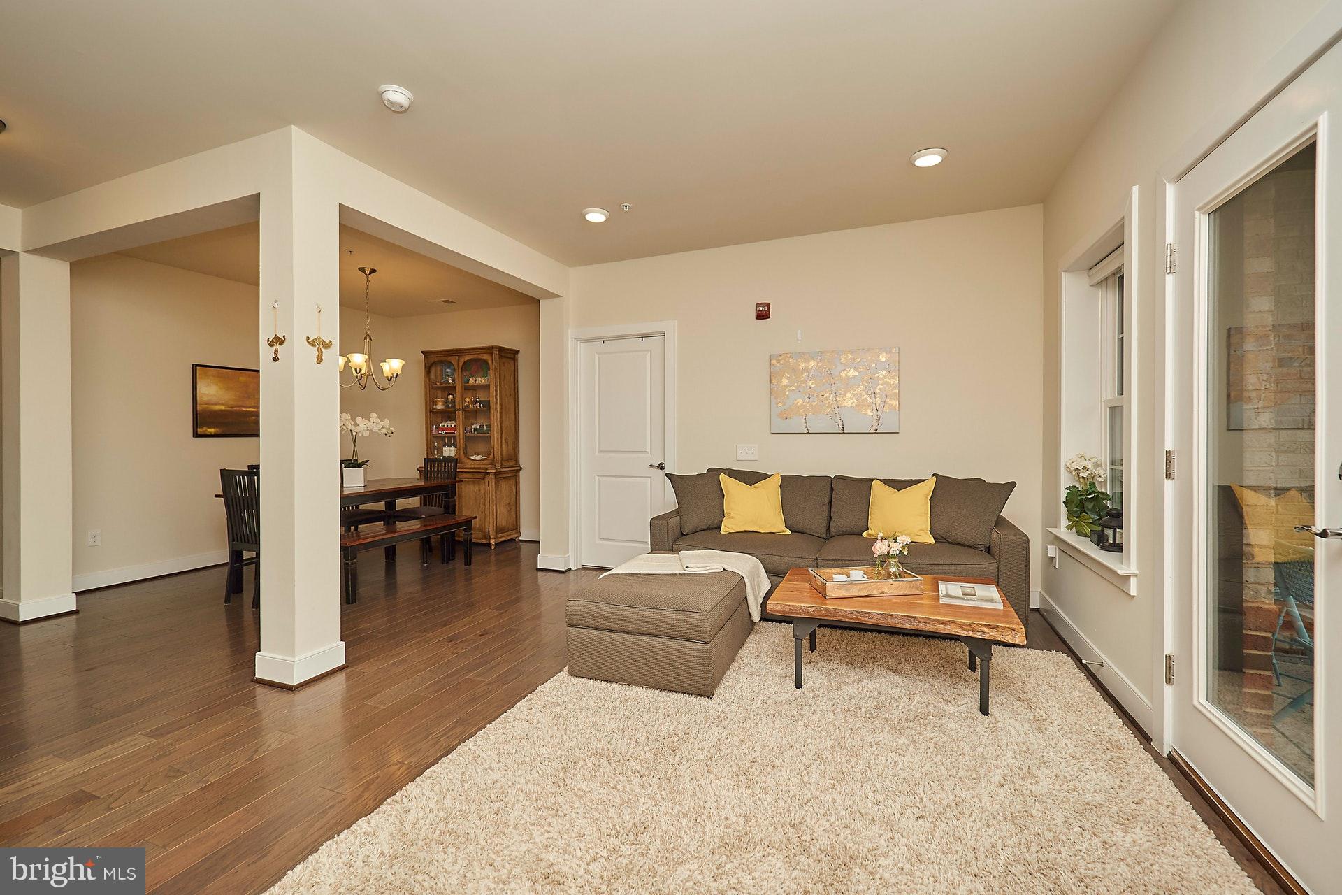 2905 BLEEKER STREET 4-406