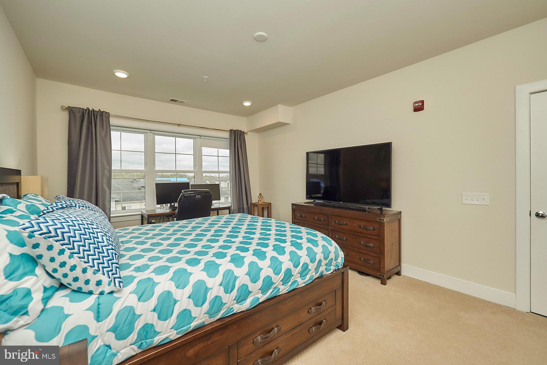 METROWEST - Residential