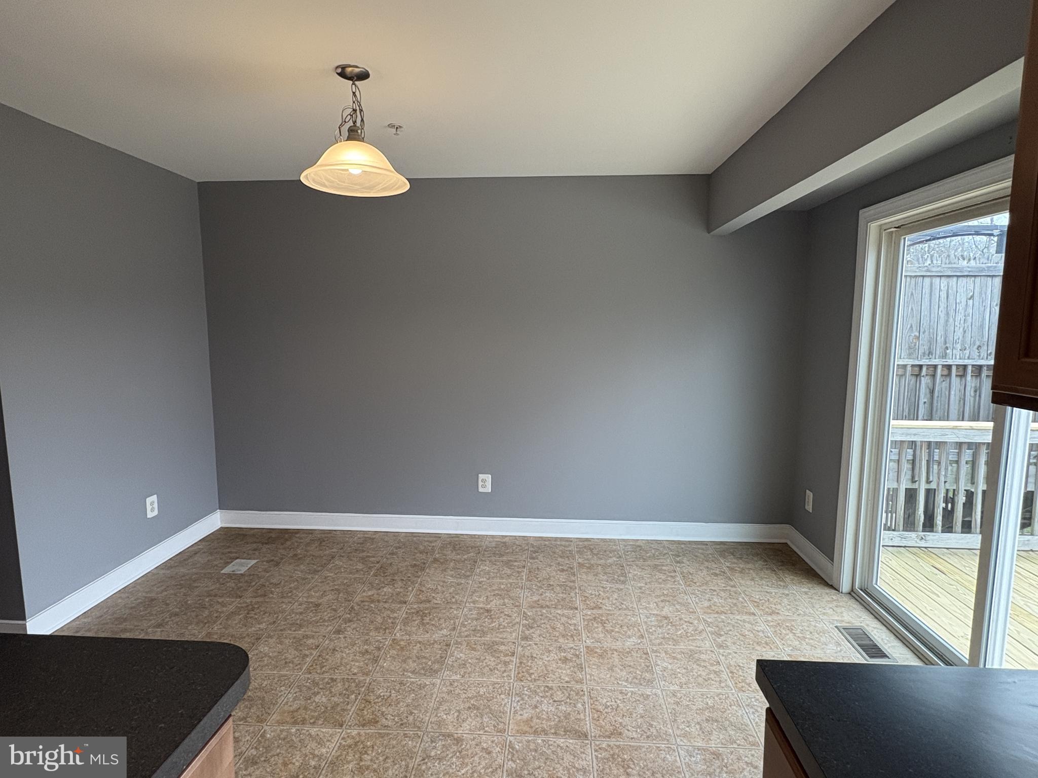 CHESAPEAKE BAY GOLF CLUB - Residential Lease